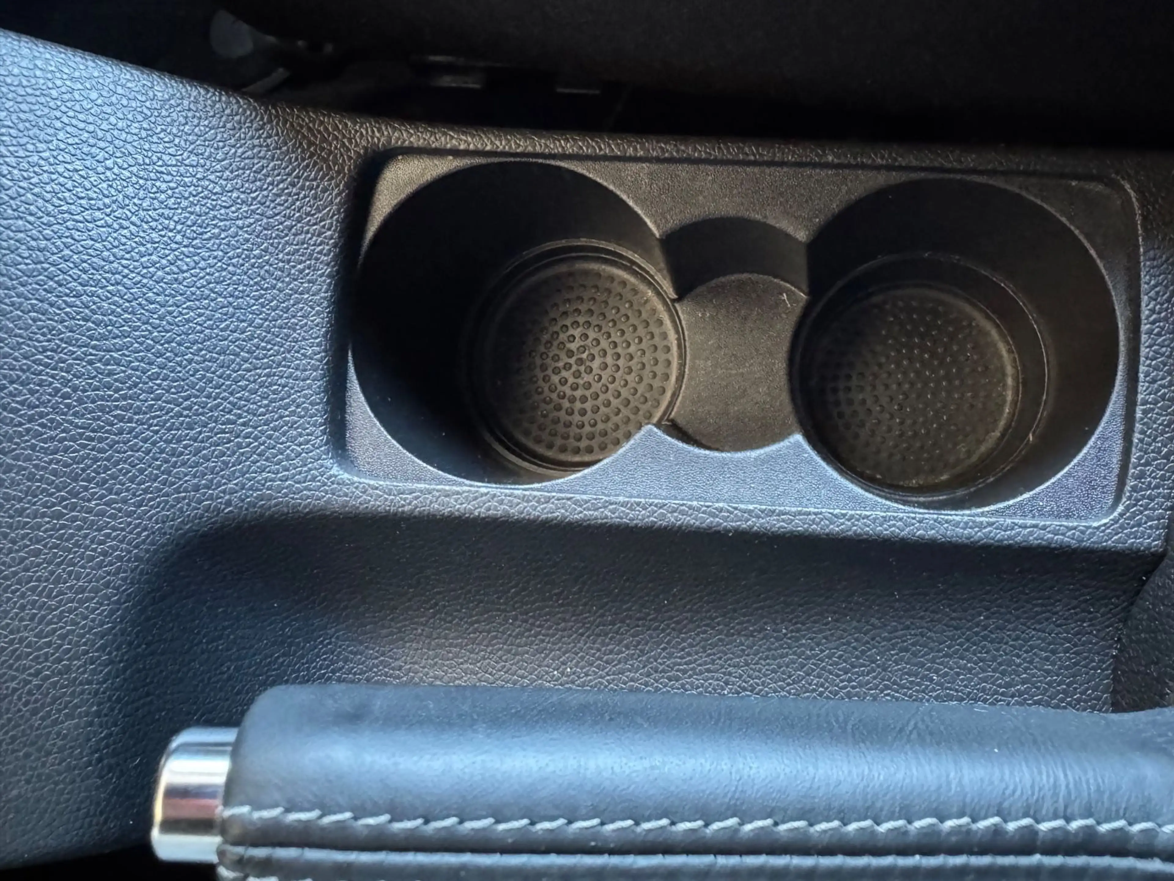 Volkswagen Scirocco TSI *Navi/Sitzhzg./PDC/DVD/Bluetooth* — photo 35