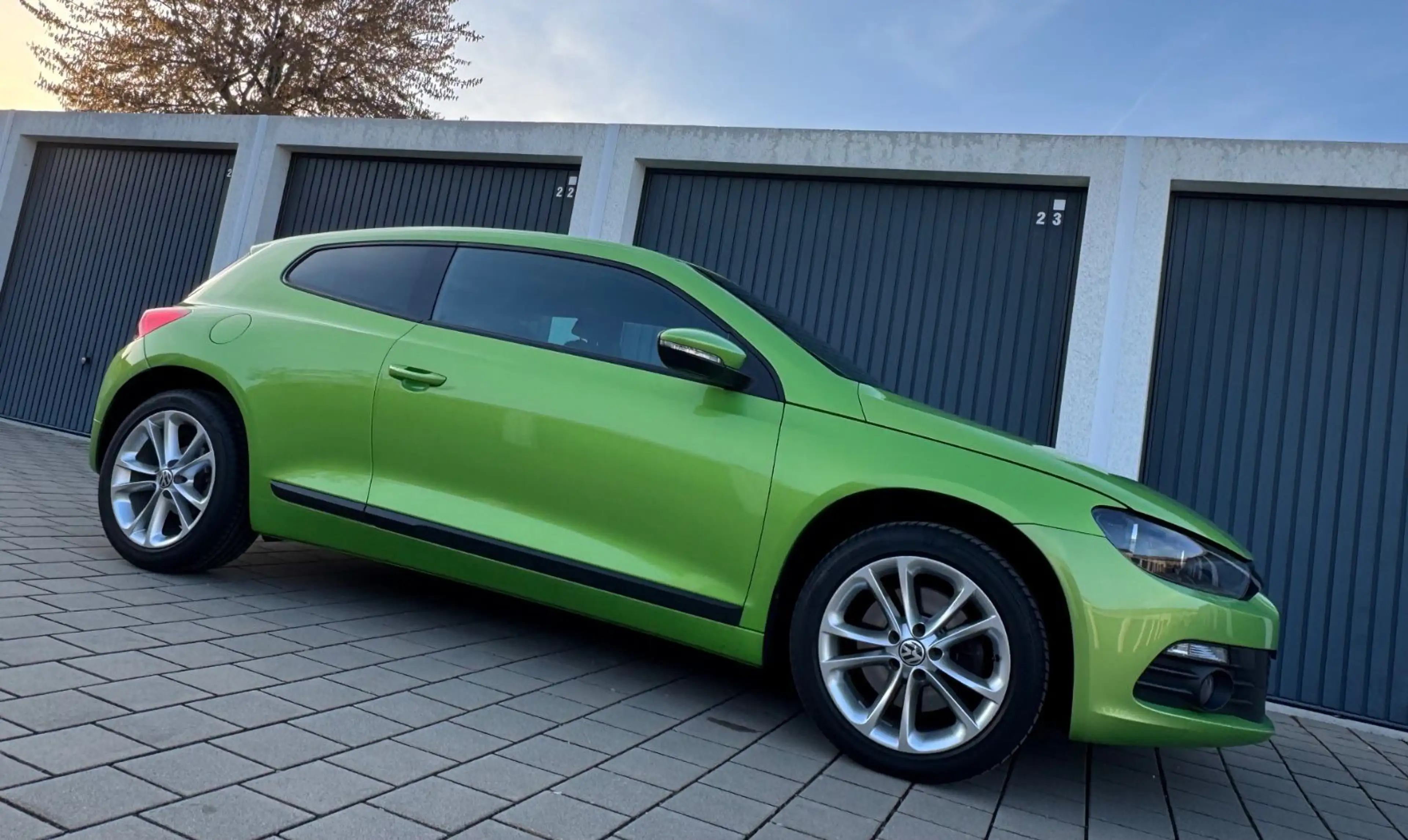 Volkswagen Scirocco TSI *Navi/Sitzhzg./PDC/DVD/Bluetooth* — photo 2
