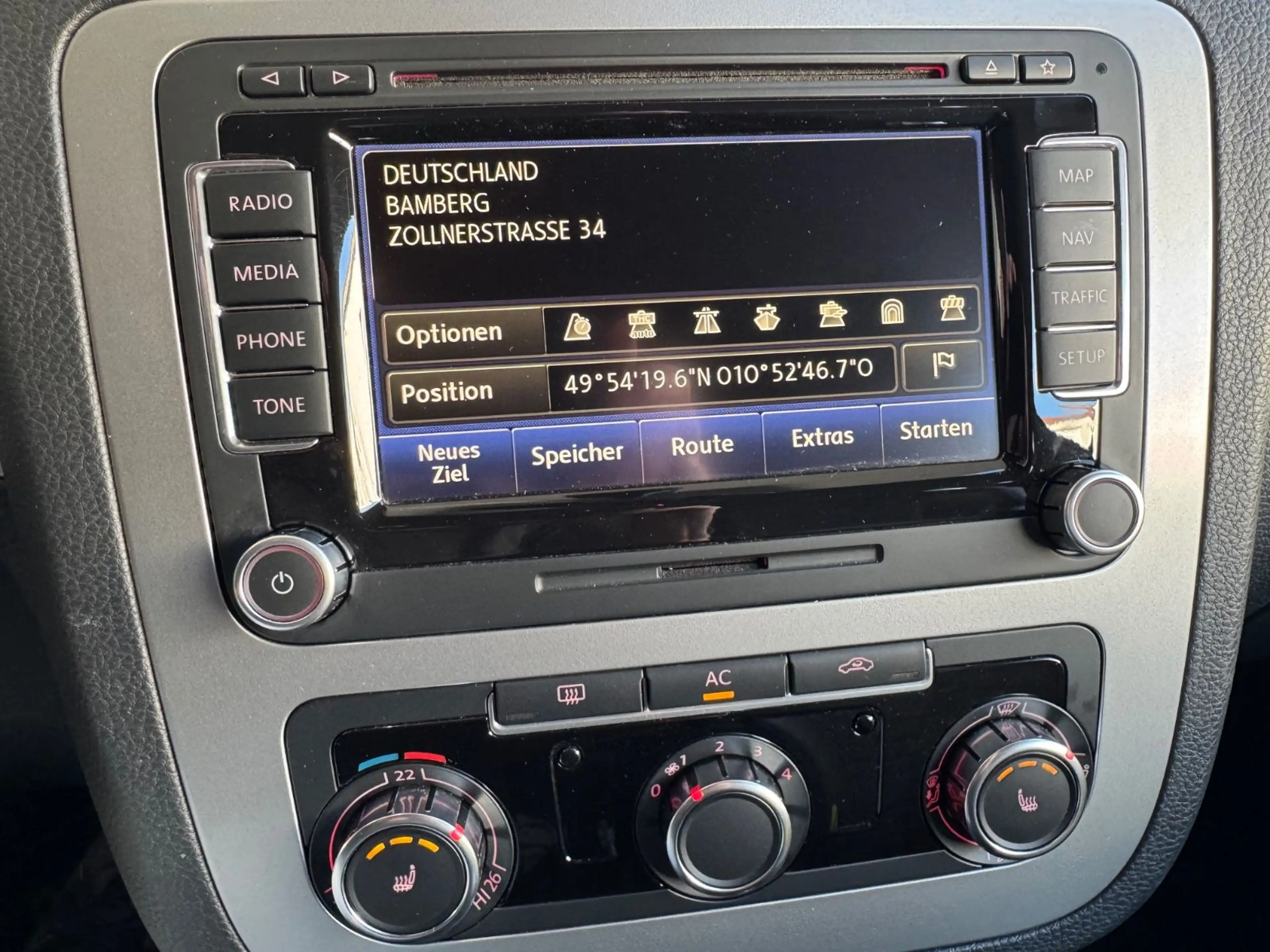Volkswagen Scirocco TSI *Navi/Sitzhzg./PDC/DVD/Bluetooth* — photo 30
