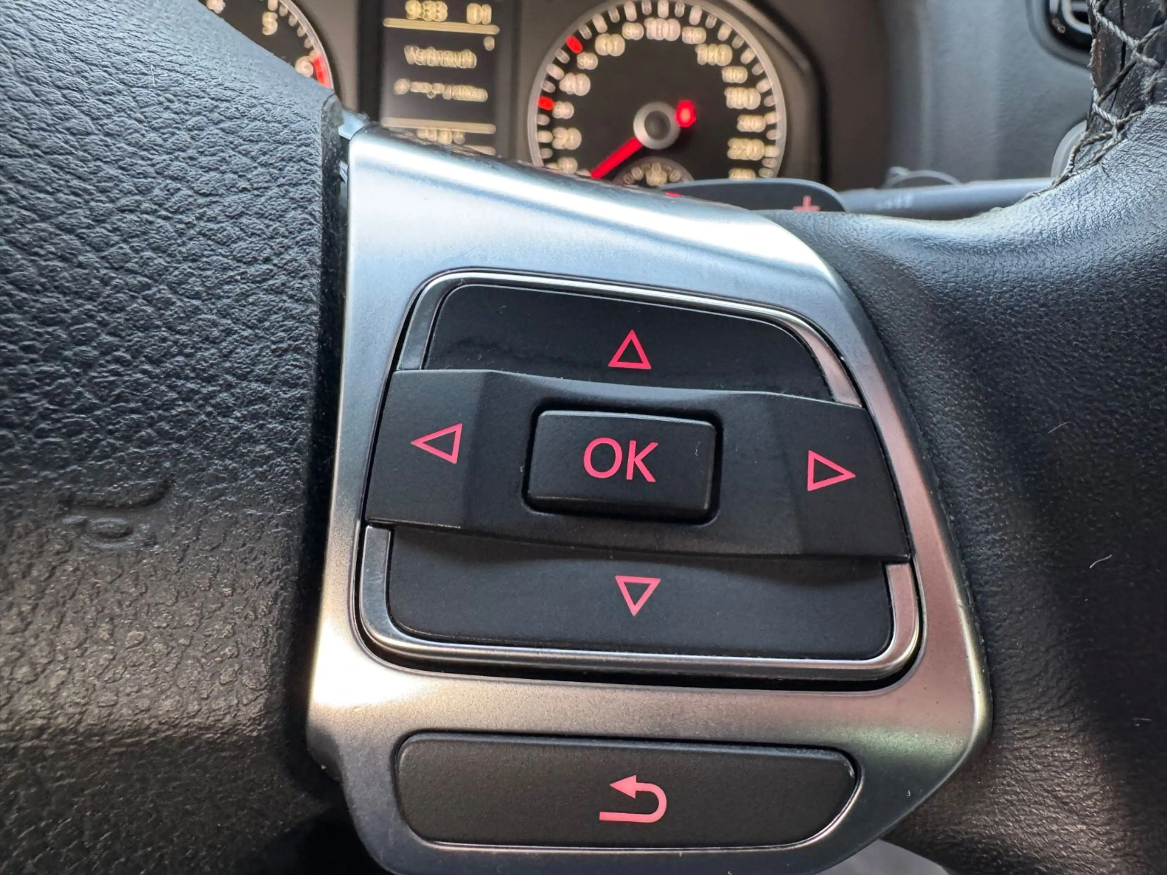 Volkswagen Scirocco TSI *Navi/Sitzhzg./PDC/DVD/Bluetooth* — photo 16
