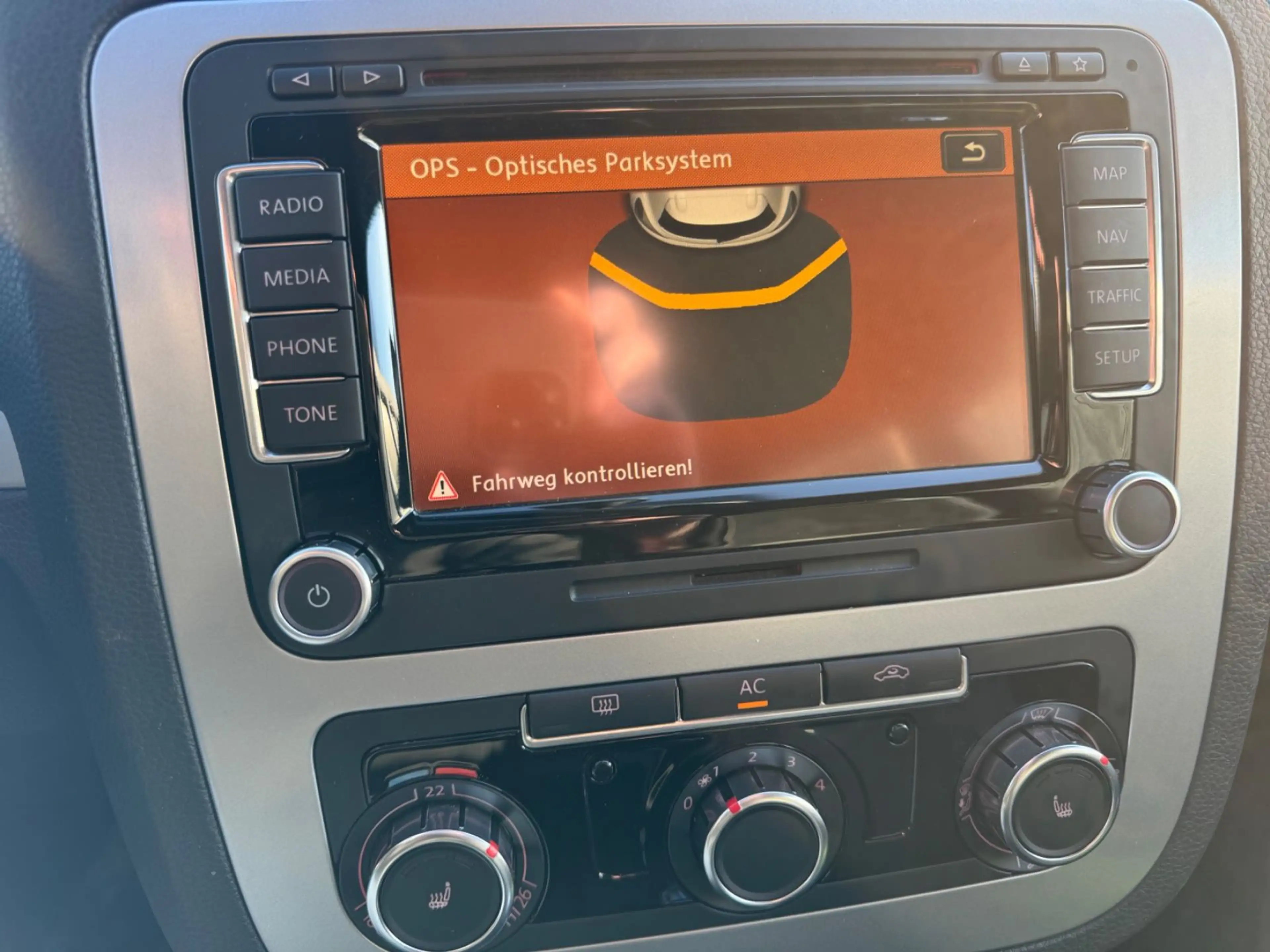 Volkswagen Scirocco TSI *Navi/Sitzhzg./PDC/DVD/Bluetooth* — photo 15