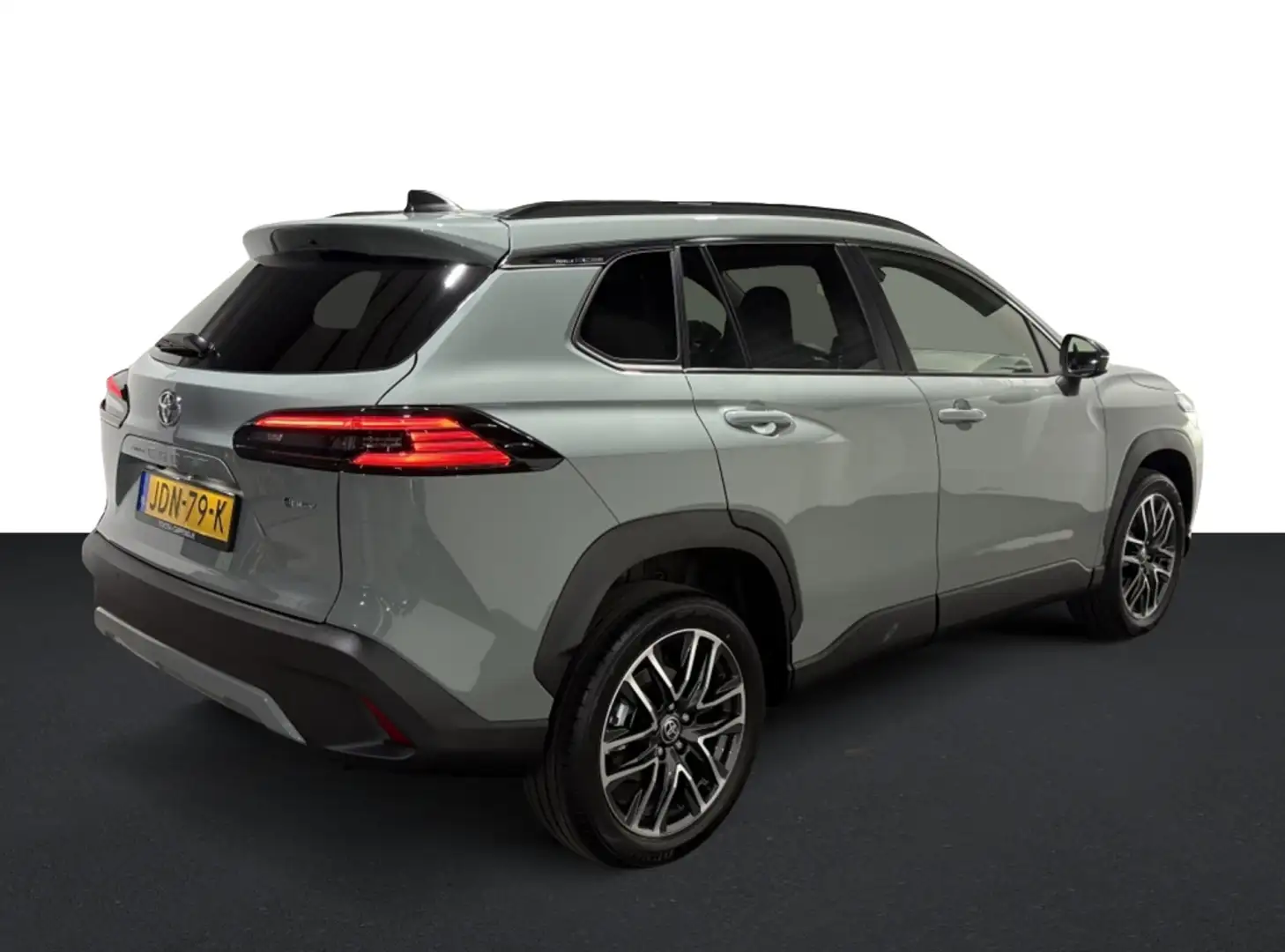 Toyota Corolla Cross Hybrid 140 Dynamic | VOORRAAD VOORDEEL | Groen - 2