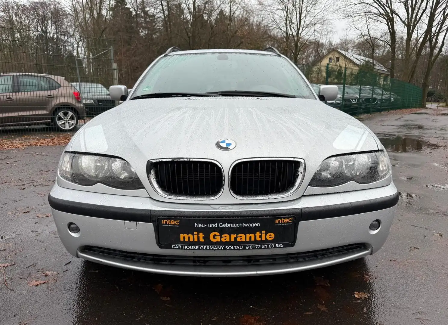 BMW 318 i Edition Lifestyle+Automatik+Tüv 05-2027+ Silber - 2