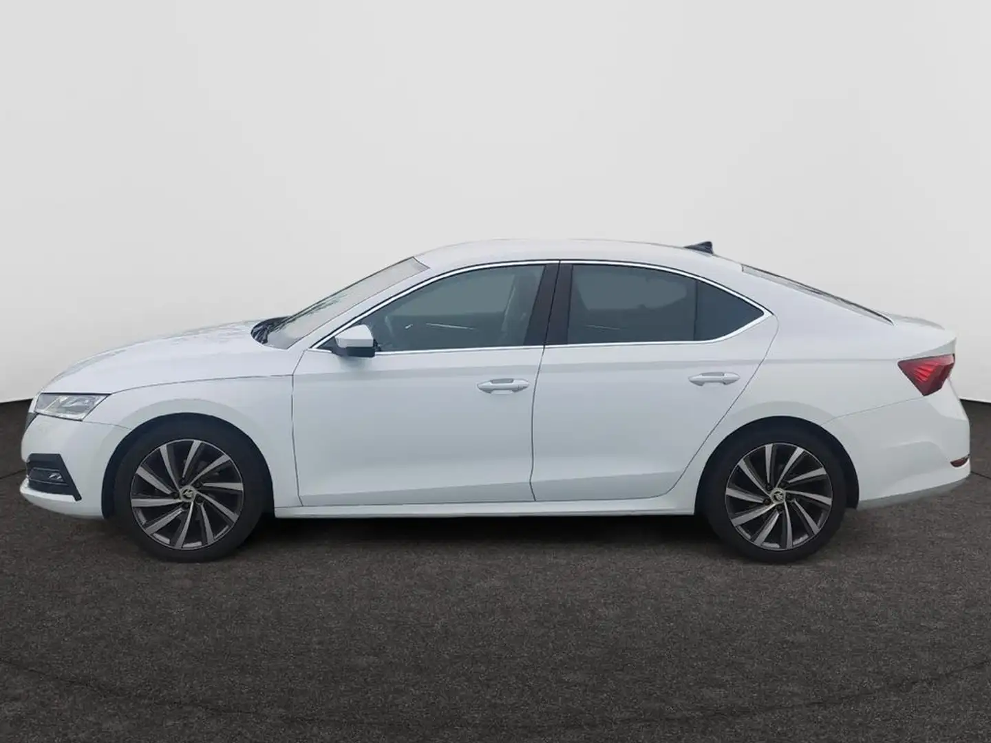 Skoda Octavia Octavia Clever+ 2,0 TDI 85 kW 6-speed mech. Blanc - 2