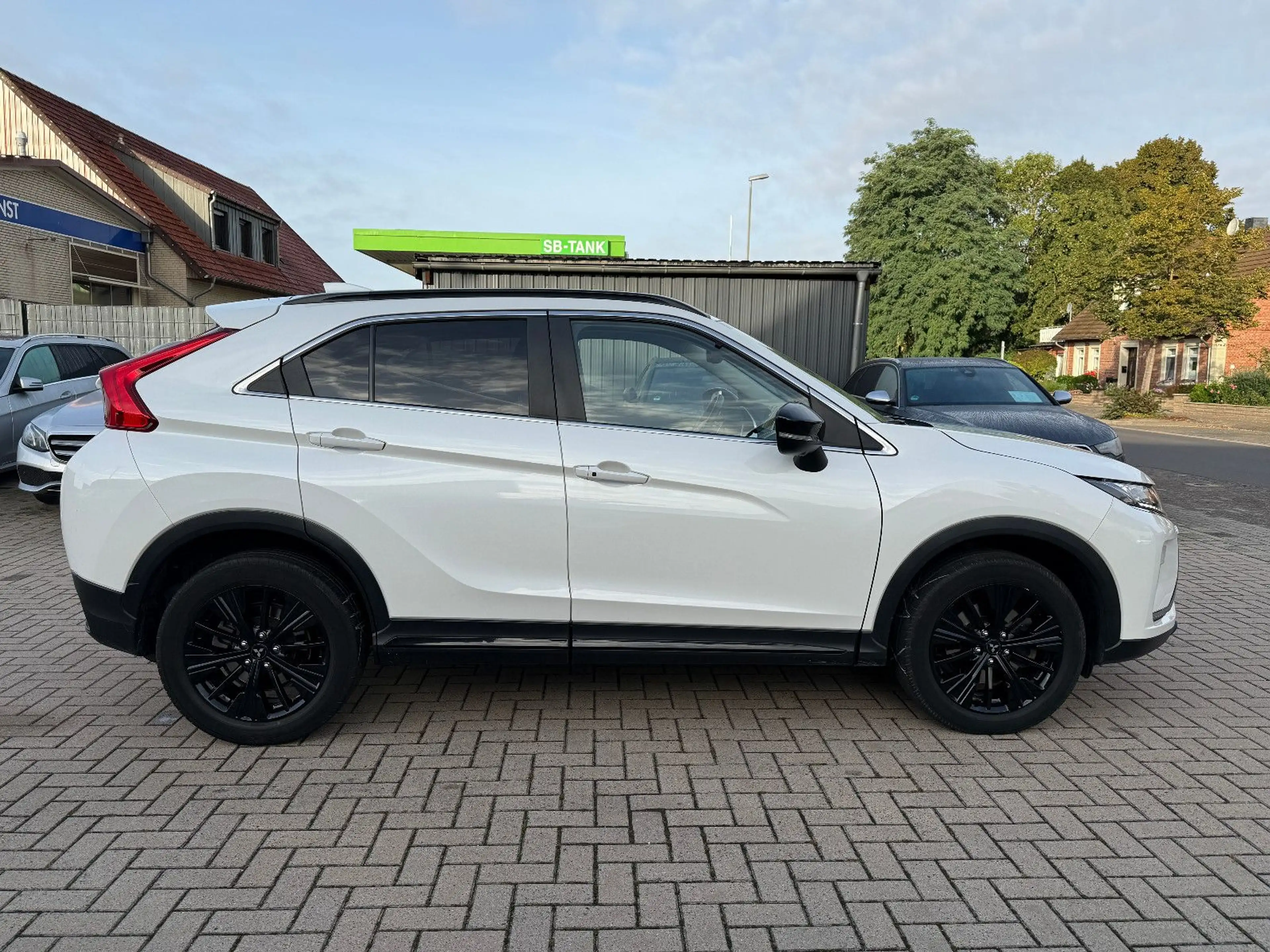 Mitsubishi Eclipse Cross Aut., 4WD, ACC, LED, Service neu — photo 6