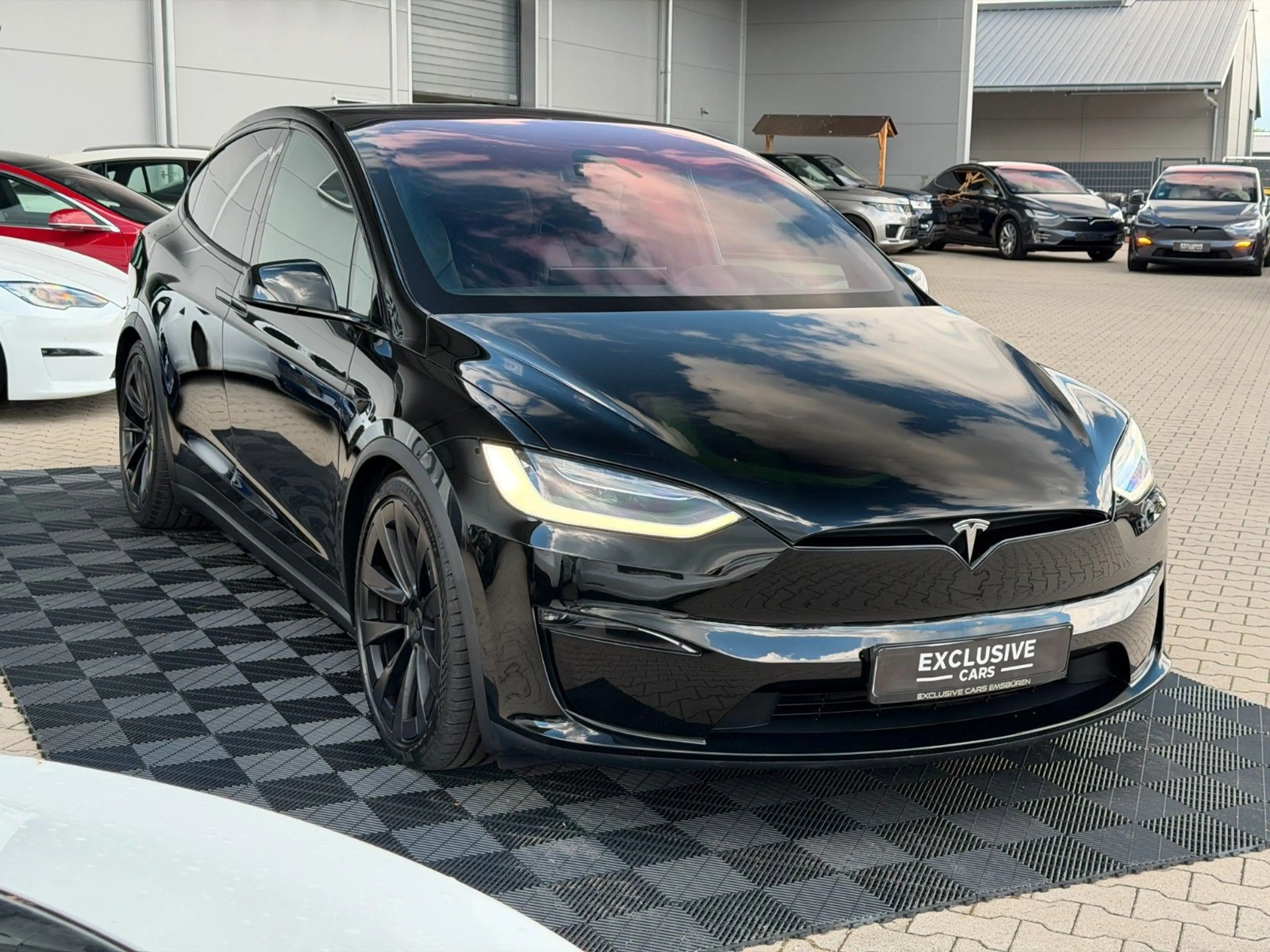 Tesla Model X MODEL X PALLADIUM |  HW 4 USS | 7 SEATER | — photo 4