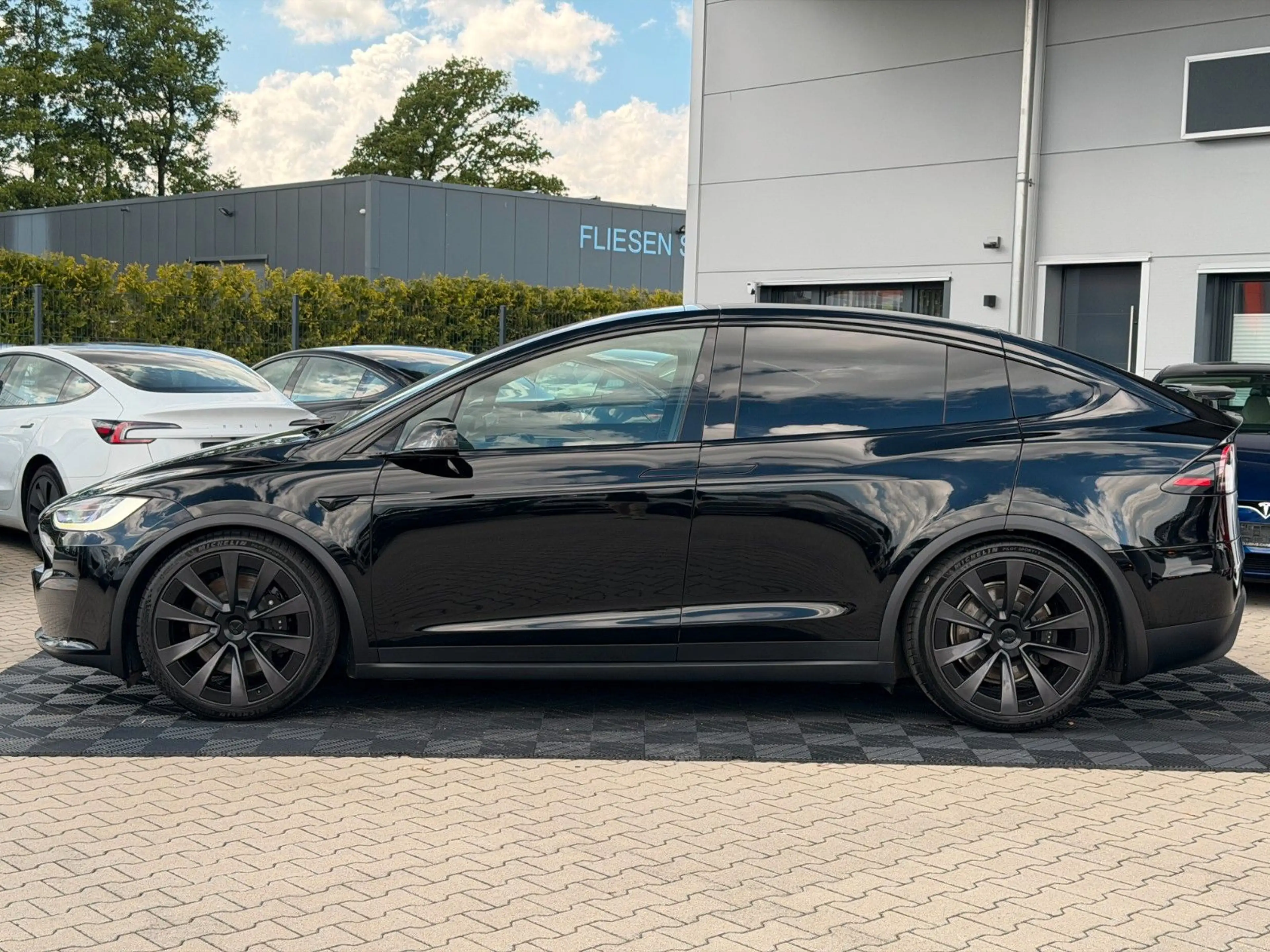 Tesla Model X MODEL X PALLADIUM |  HW 4 USS | 7 SEATER | — photo 8