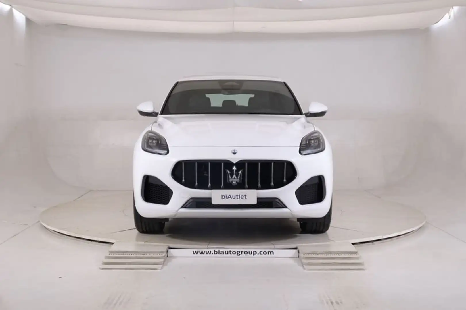 Maserati Grecale 2.0 mhev GT 300cv auto Blanco - 2