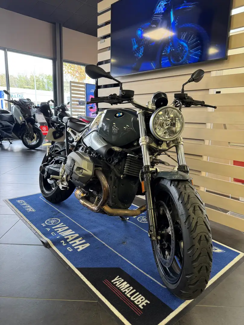 BMW R nineT Gris - 2