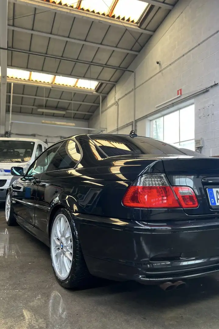 BMW 330 330 Ci Schwarz - 1