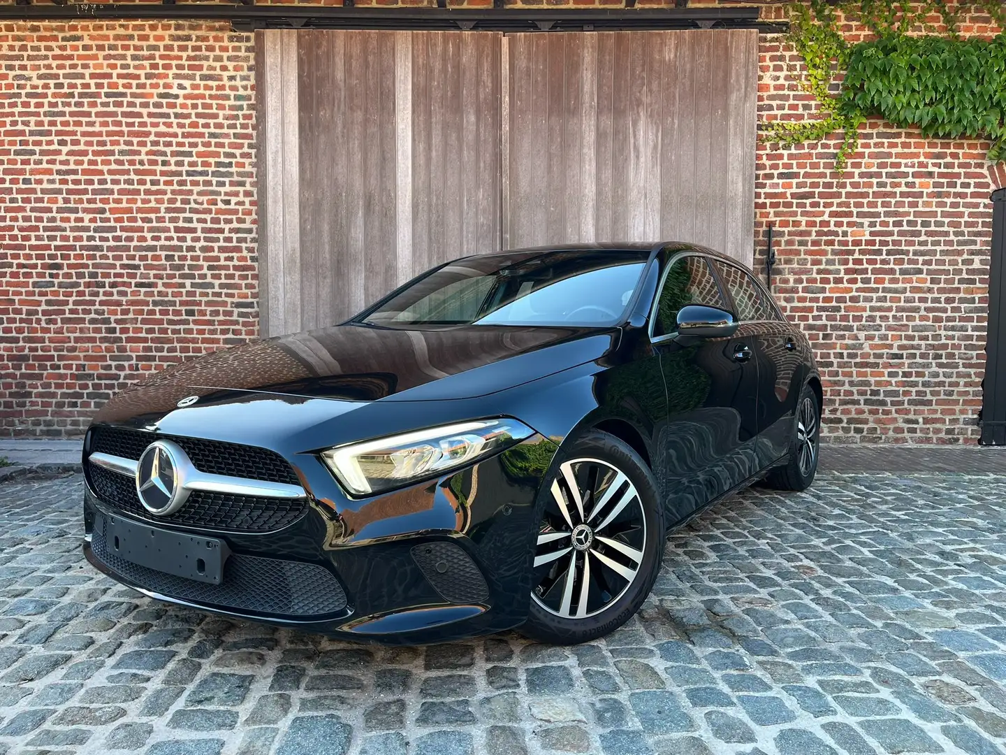 Mercedes-Benz A 160 Progressive Carplay Widescreen Sfeerverlichting Noir - 1