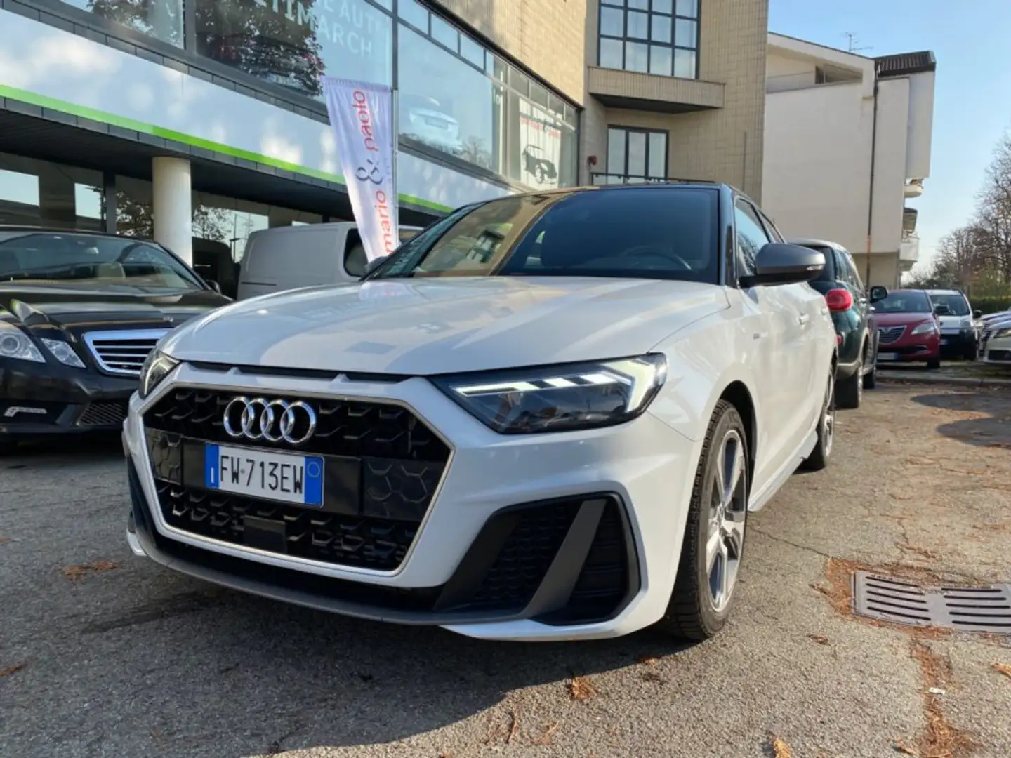 Audi A1 SPB 40 TFSI S tronic S line edition Wit - 2