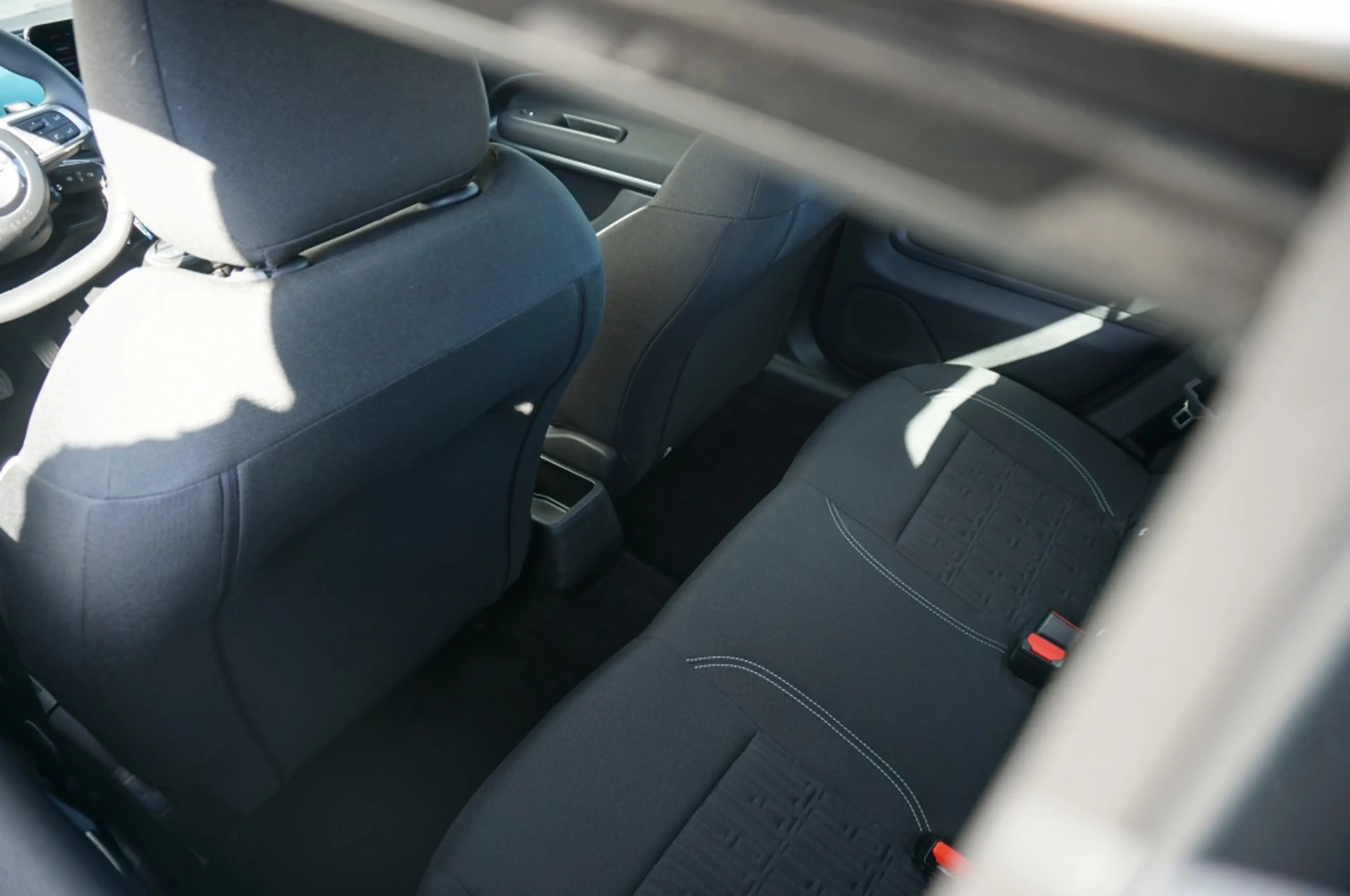 Fiat 600 101PK Hybrid Urban AUTOMAAT | CARPLAY | 17" LICHTM — photo 13