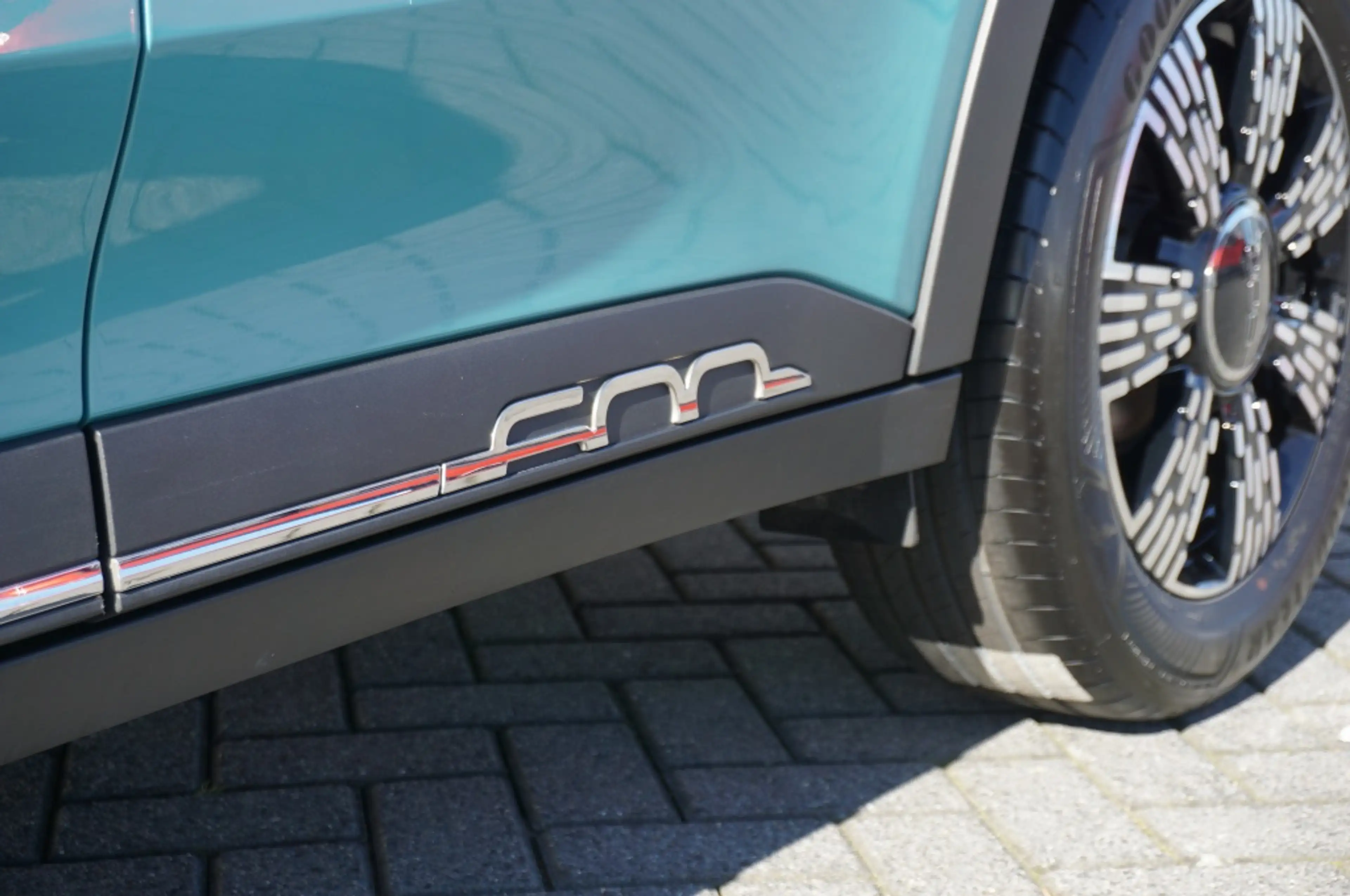 Fiat 600 101PK Hybrid Urban AUTOMAAT | CARPLAY | 17" LICHTM — photo 4