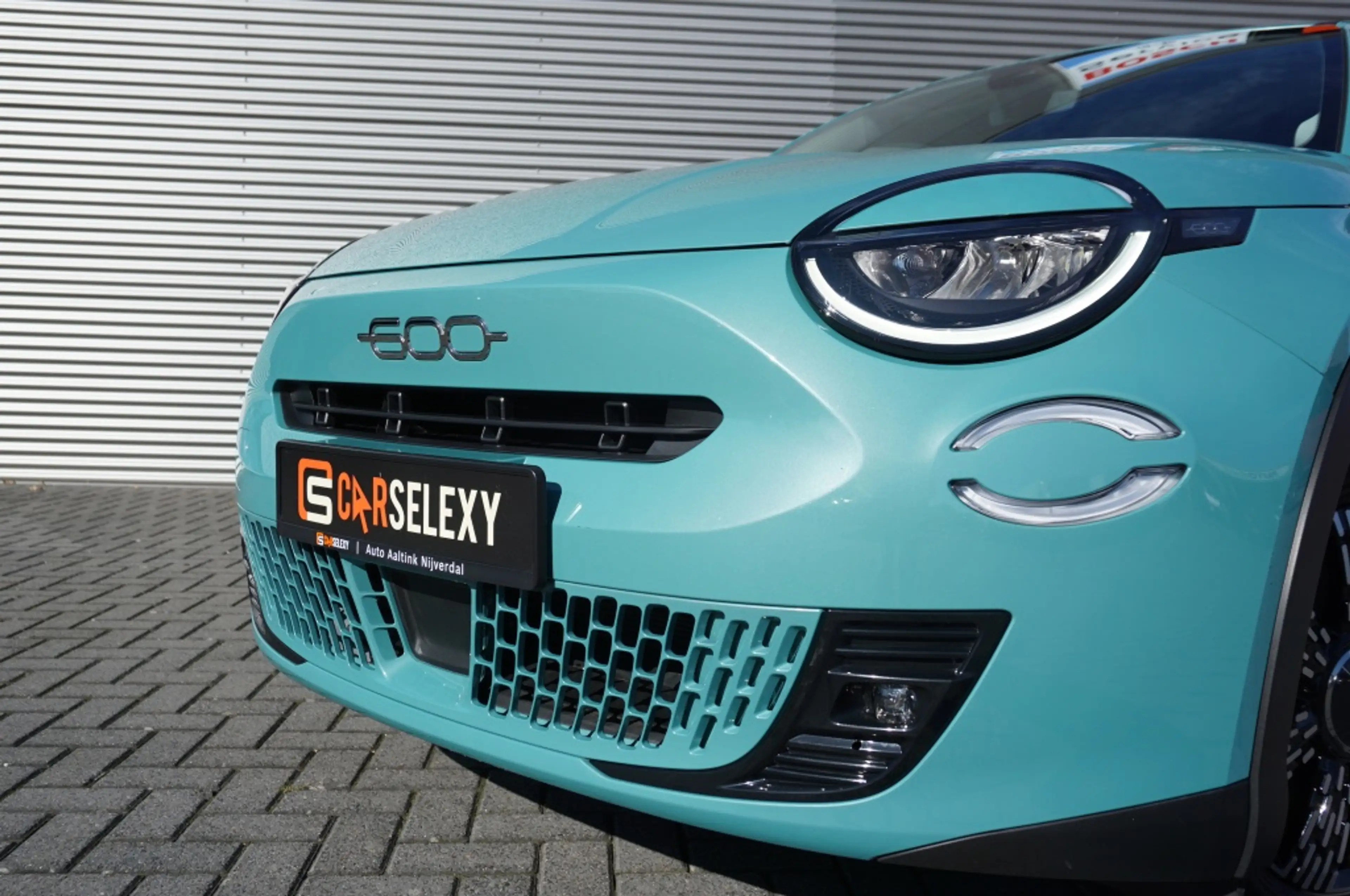 Fiat 600 101PK Hybrid Urban AUTOMAAT | CARPLAY | 17" LICHTM — photo 6