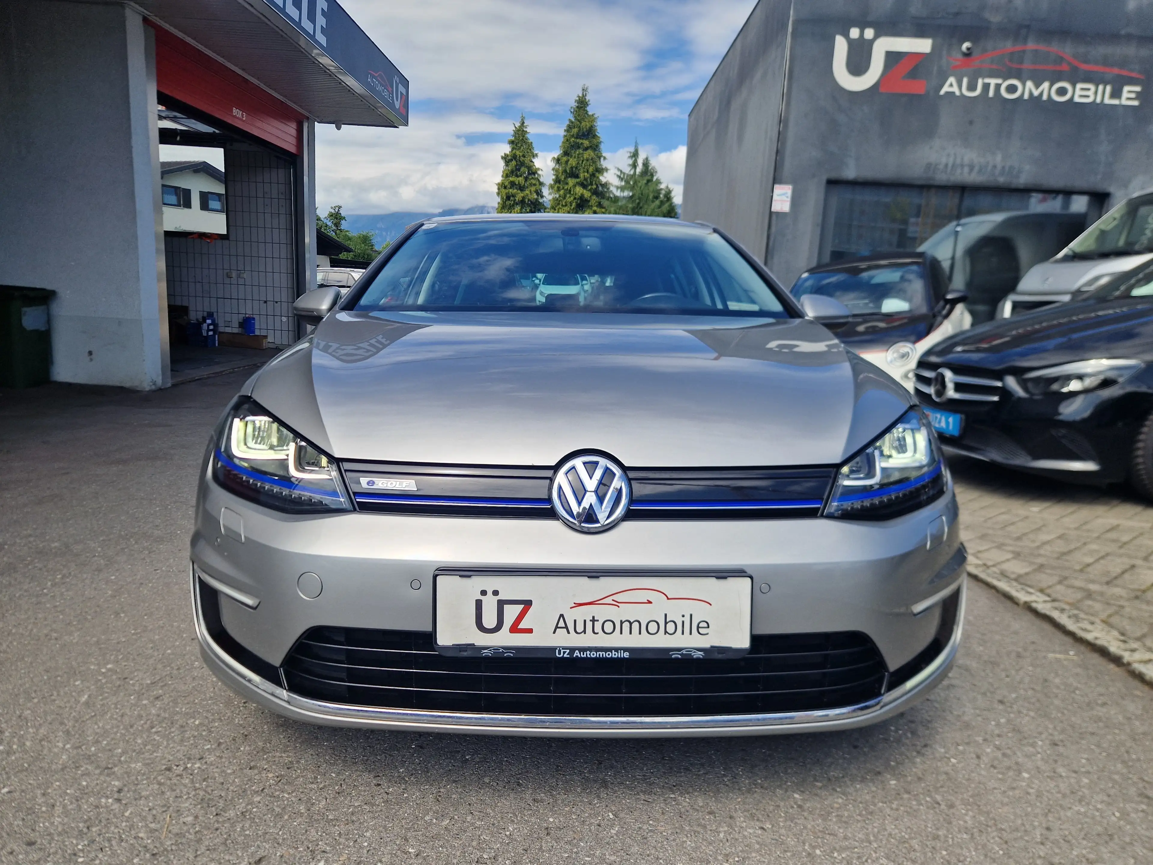 Volkswagen e-Golf — photo 4