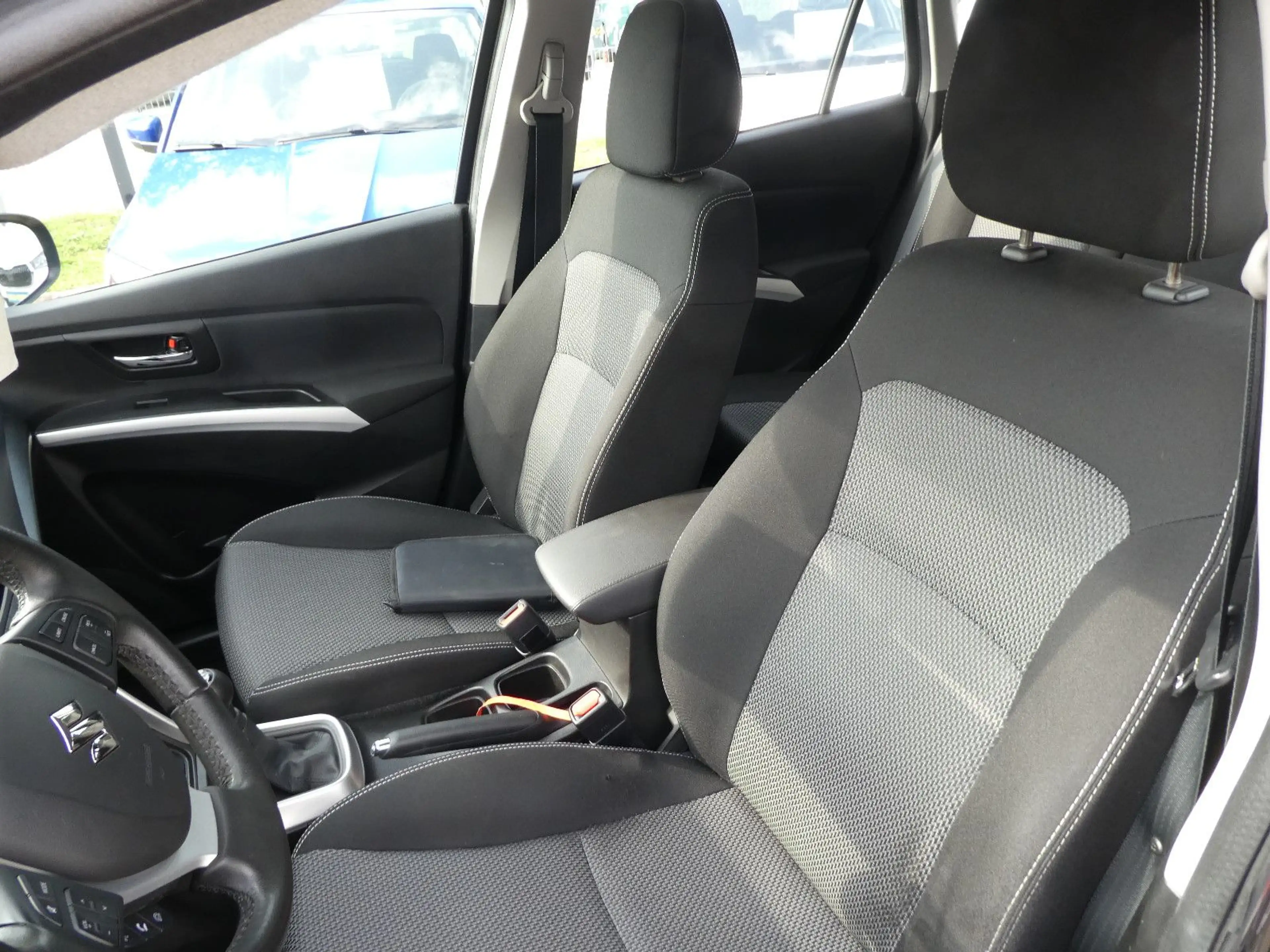 Suzuki SX4 S-Cross Comfort LED+Kamera+SHZ+Tempomat — photo 12