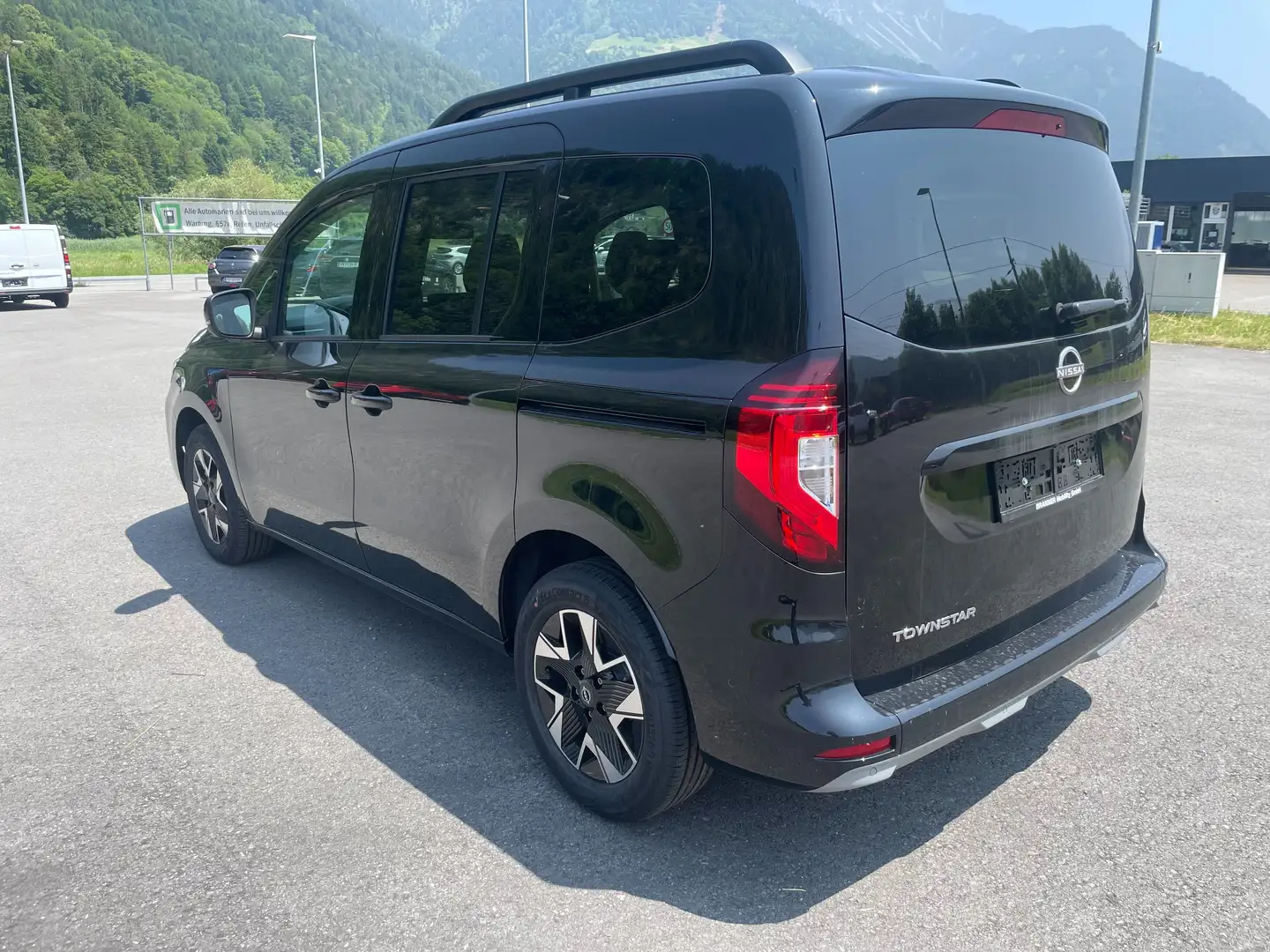 Nissan Townstar L1 DIG-T 130 Tekna Noir - 2