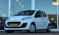 Peugeot 107 1.0i 12V Access Accent Airco Mooi! Nieuwe APK Wit - thumbnail 1