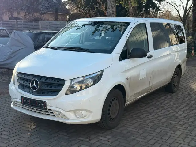 Mercedes-Benz Vito Tourer 116 CDI Pro lang 9 Sitzer Unfall