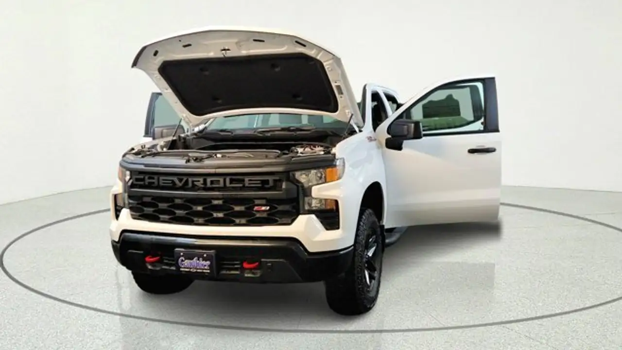 Chevrolet Silverado 1500 снимка Chevrolet Silverado 1500