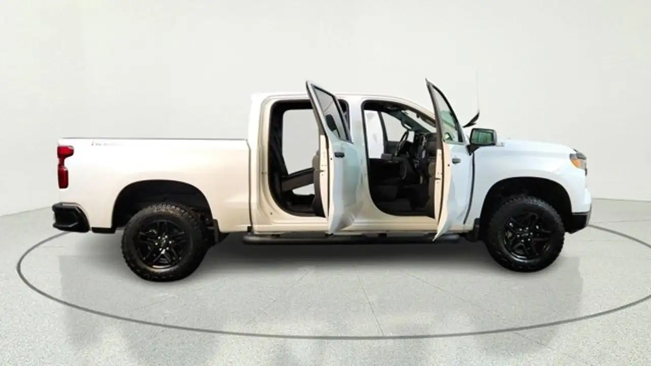 Chevrolet Silverado 1500 снимка Chevrolet Silverado 1500