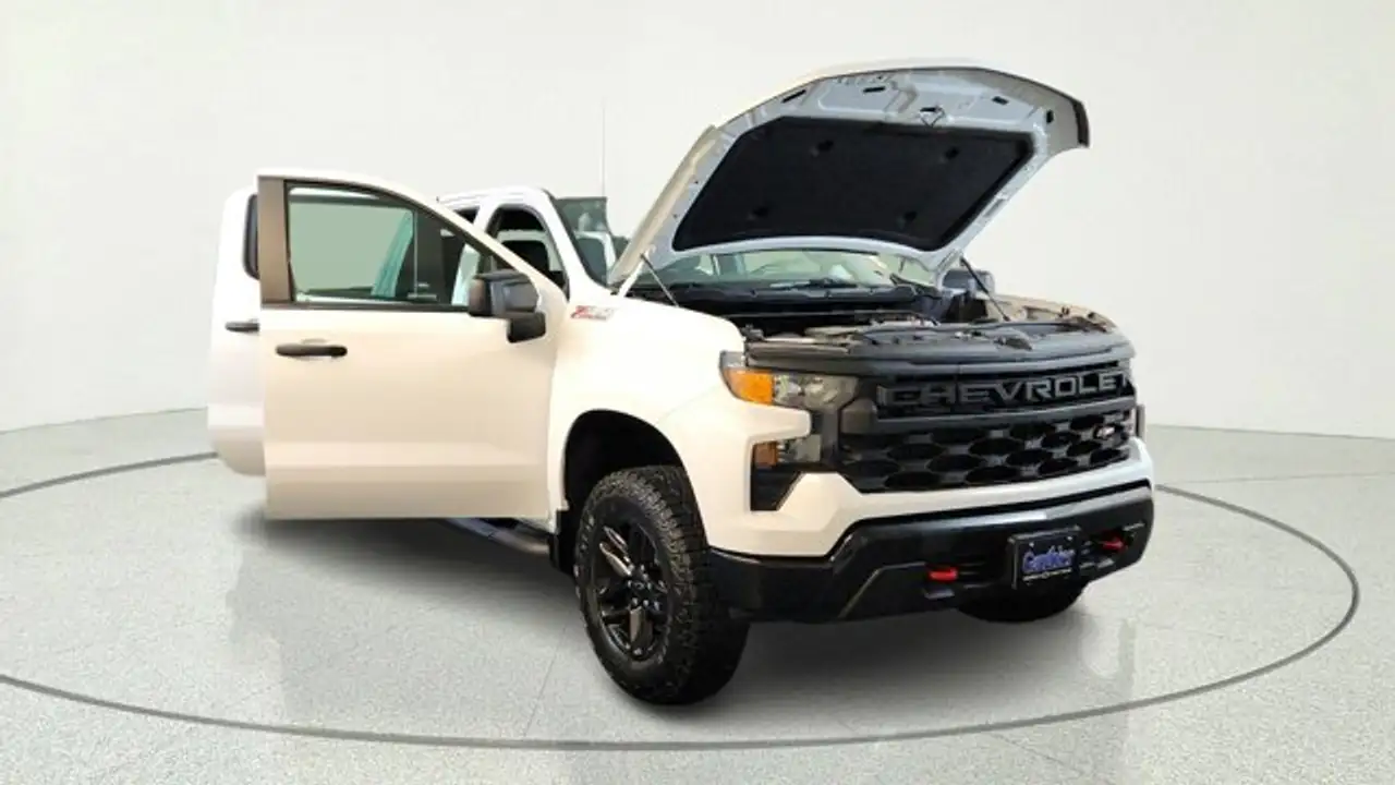 Chevrolet Silverado 1500 снимка Chevrolet Silverado 1500
