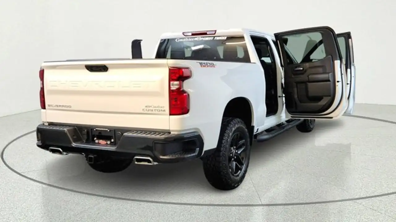Chevrolet Silverado 1500 снимка Chevrolet Silverado 1500