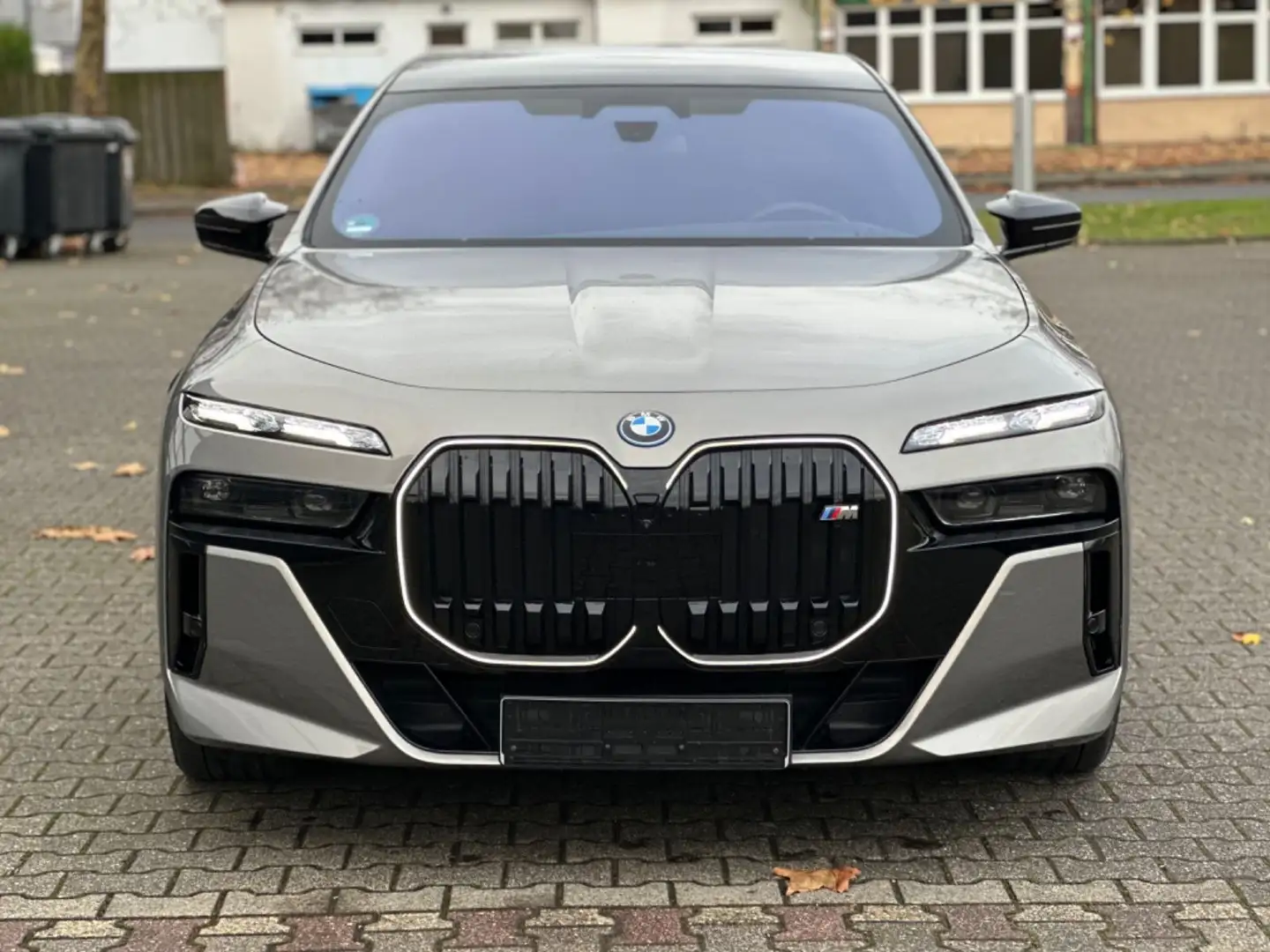 BMW 760 e xDrive Fond Enter B&O SKY LOUNGE VOLLAUS Gri - 2