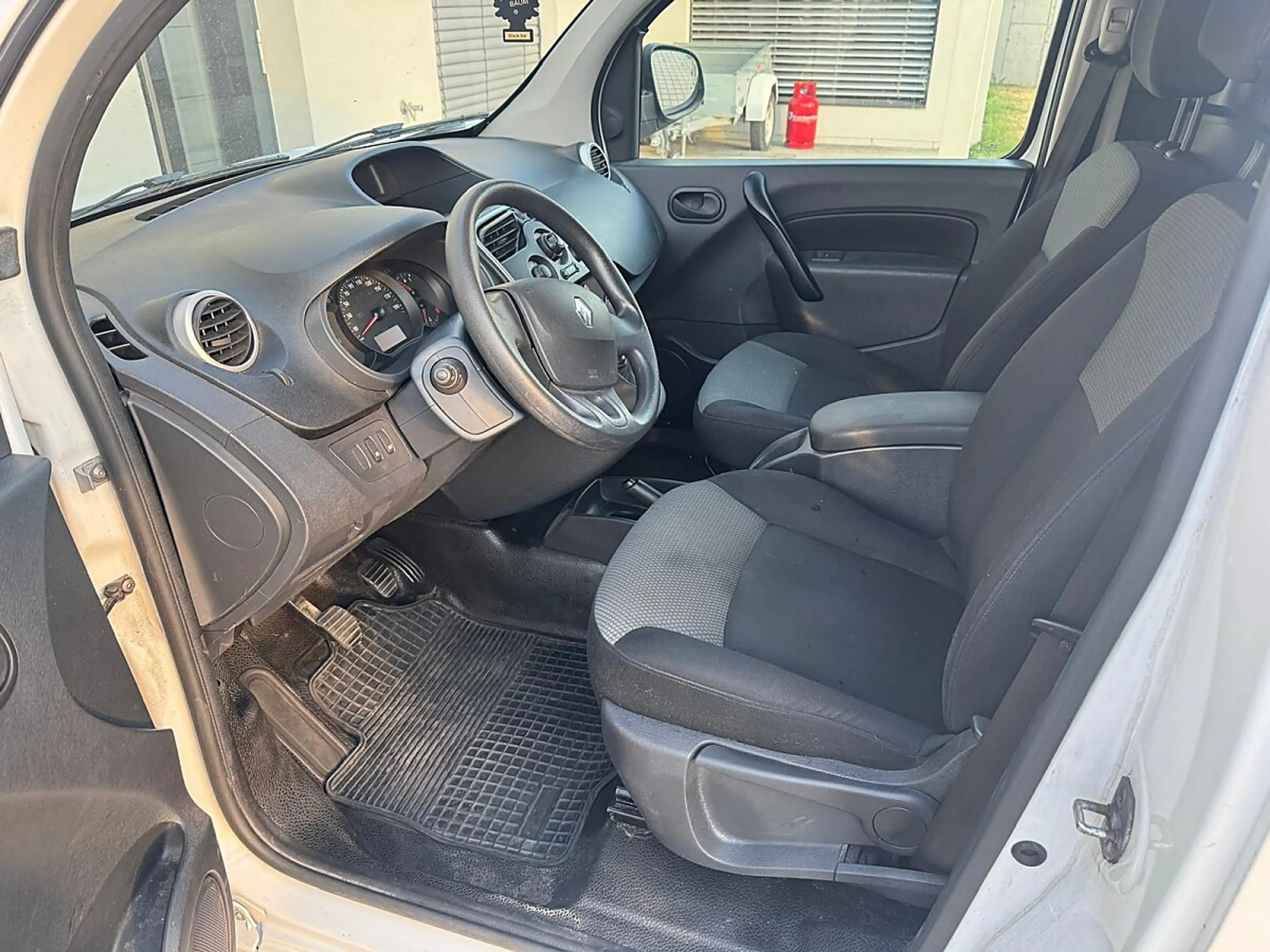 Renault Kangoo Express Maxi ENERGY dCi 95 L2 — photo 6