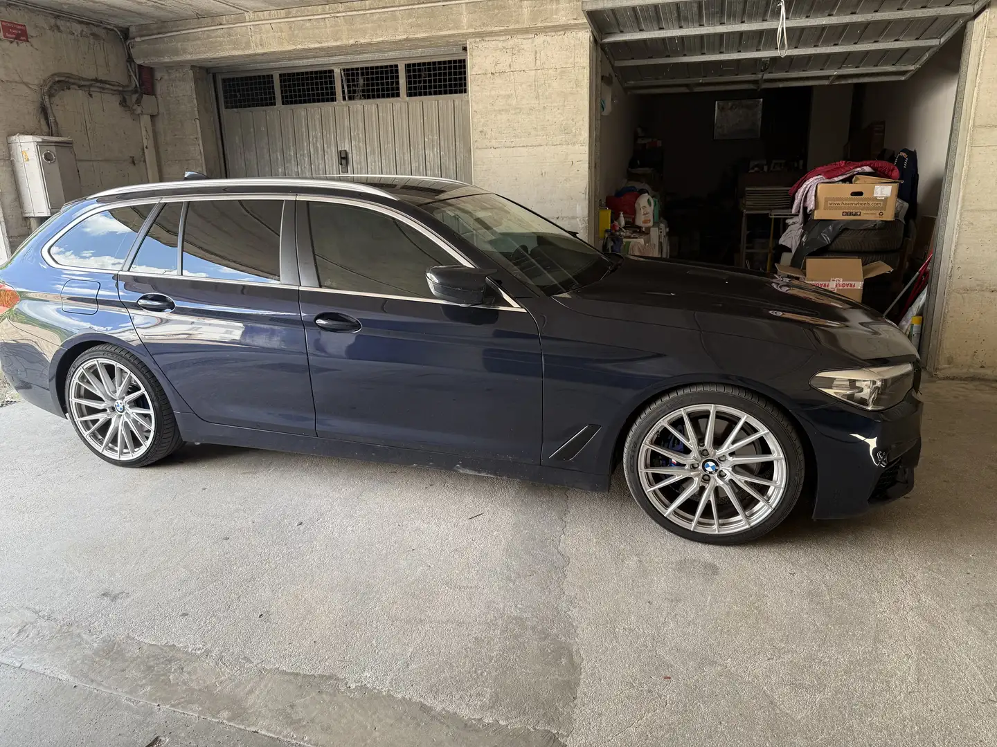 BMW 520 520d Touring Business 190cv auto - 2