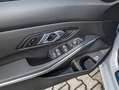 BMW 320 d Touring M Sport HuD+LED+HiFi+AHK+ACC+PA+DA Grau - thumbnail 13