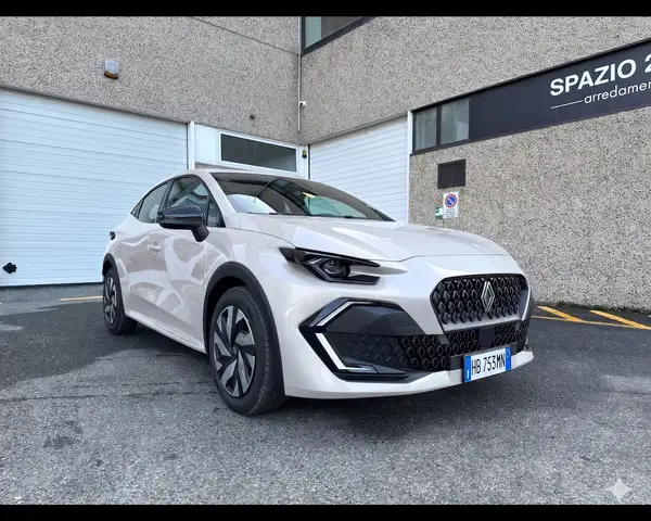 2026 Renault Clio in White for sale