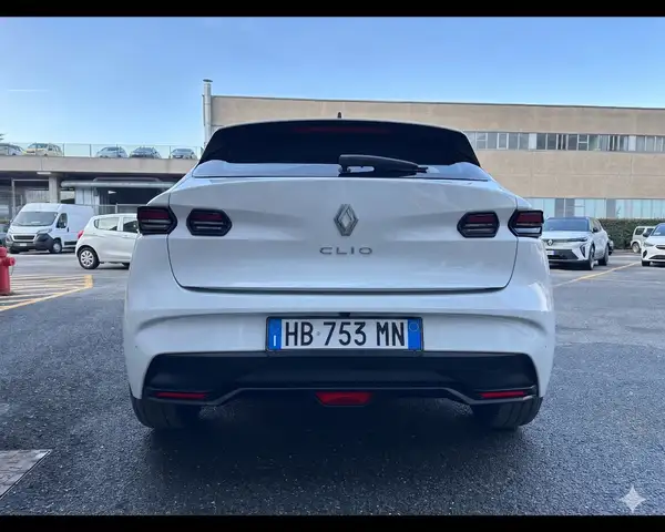 Renault Clio view 7