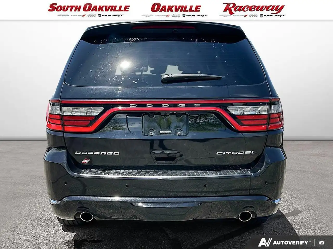 Dodge Durango снимка Dodge Durango
