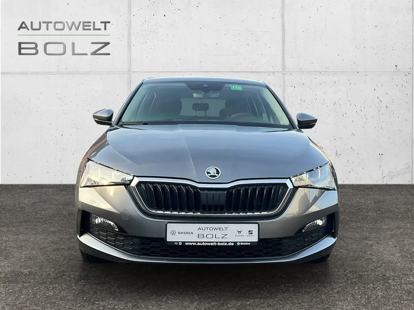 Skoda Scala Cool Plus 1.0 TSI AHK LED PDC Apple CarPla Grau - 2