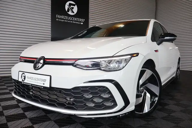 Volkswagen Golf VIII GTI/CARPLAY/AMBIENTE/LED/SITZHEIZUNG