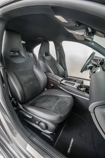 Mercedes-Benz CLA 180 PACK AMG / Boite automatique — photo 14