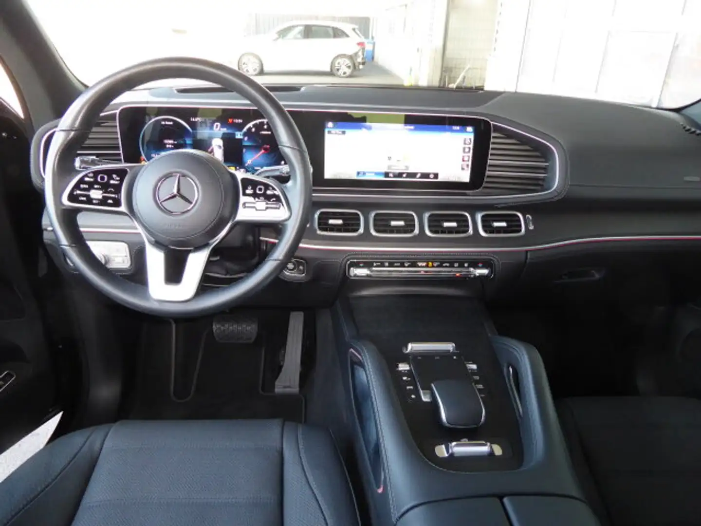 Mercedes-Benz GLE 580 GLE 580 4M AMG Line AIRMATIC PANO DISTR. STANDH. Negru - 2