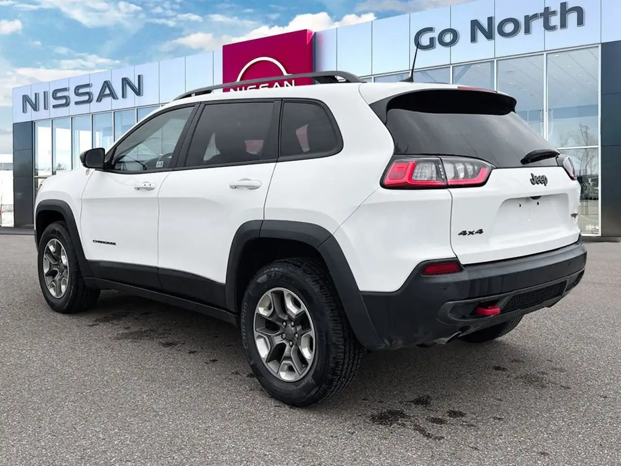 Jeep Cherokee снимка Jeep Cherokee