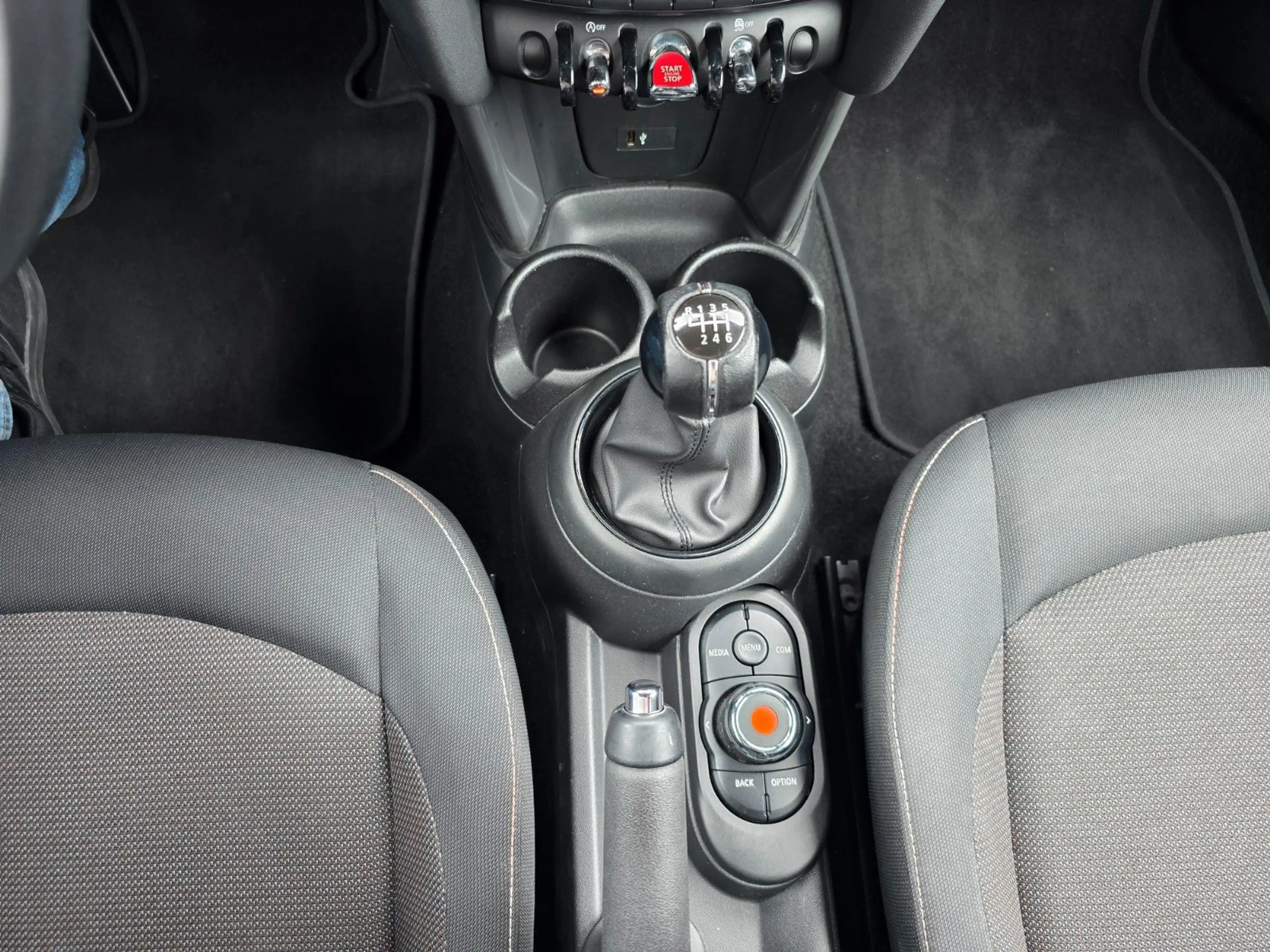 MINI One 1.5 Klima/ PDC/ DAB/ TEMP/ EURO 6 — photo 15