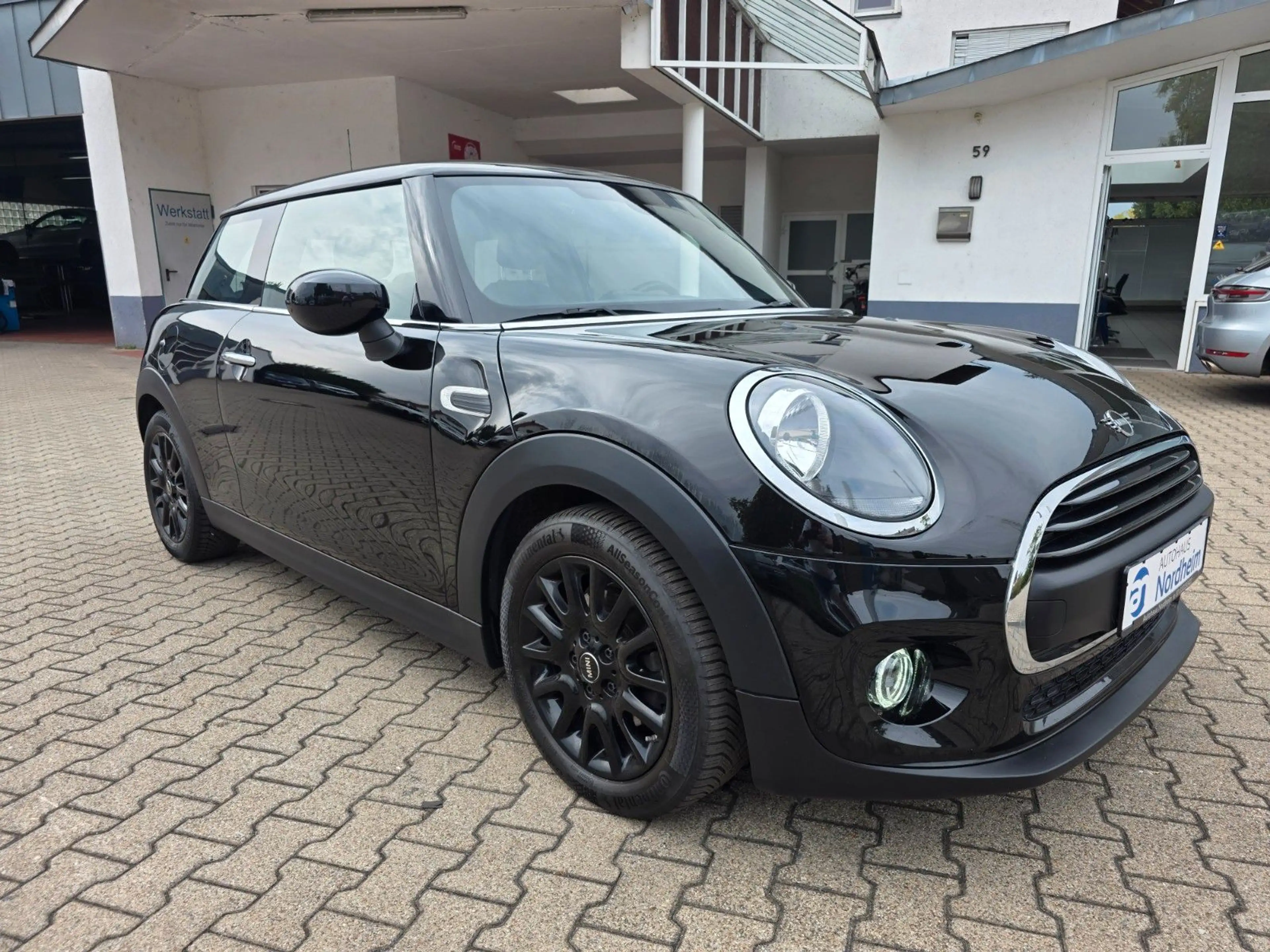 MINI One 1.5 Klima/ PDC/ DAB/ TEMP/ EURO 6 — photo 3