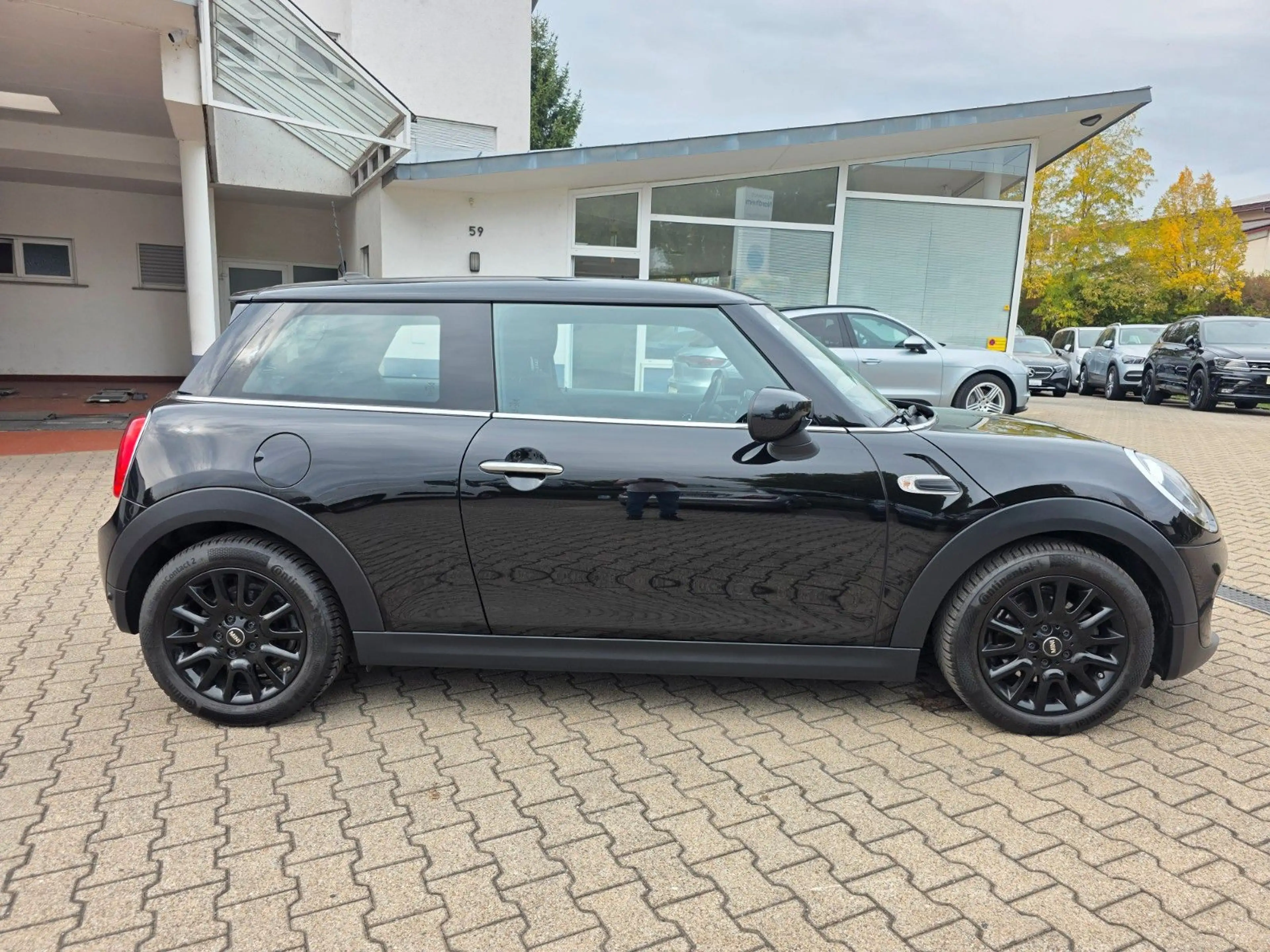 MINI One 1.5 Klima/ PDC/ DAB/ TEMP/ EURO 6 — photo 4