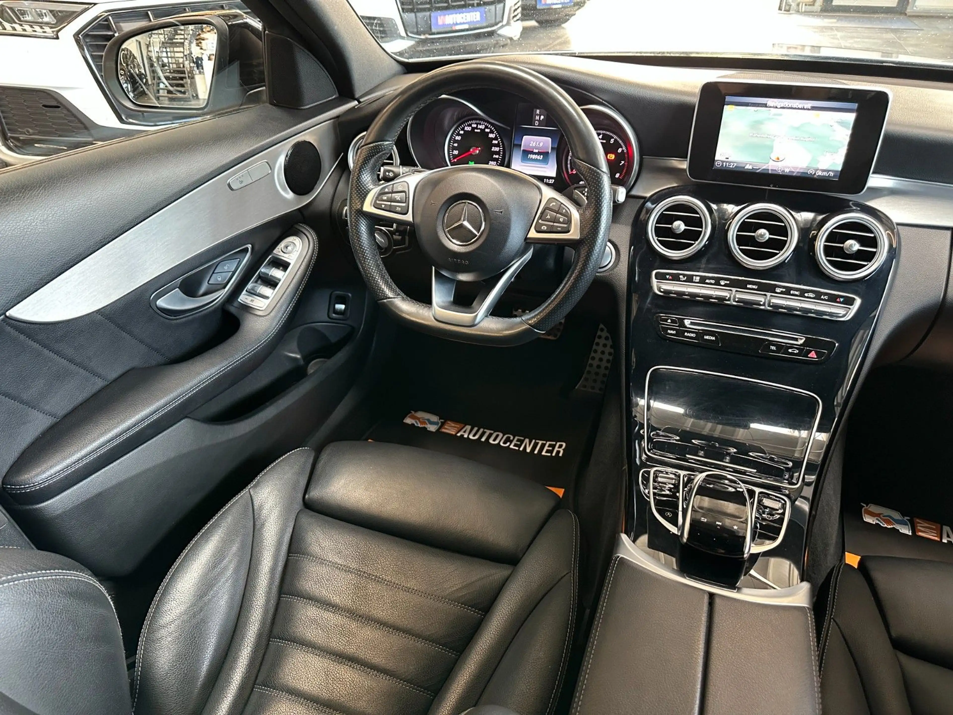 Mercedes-Benz C 400 T *4Matic*AMG*LED*Airmatic* — photo 7
