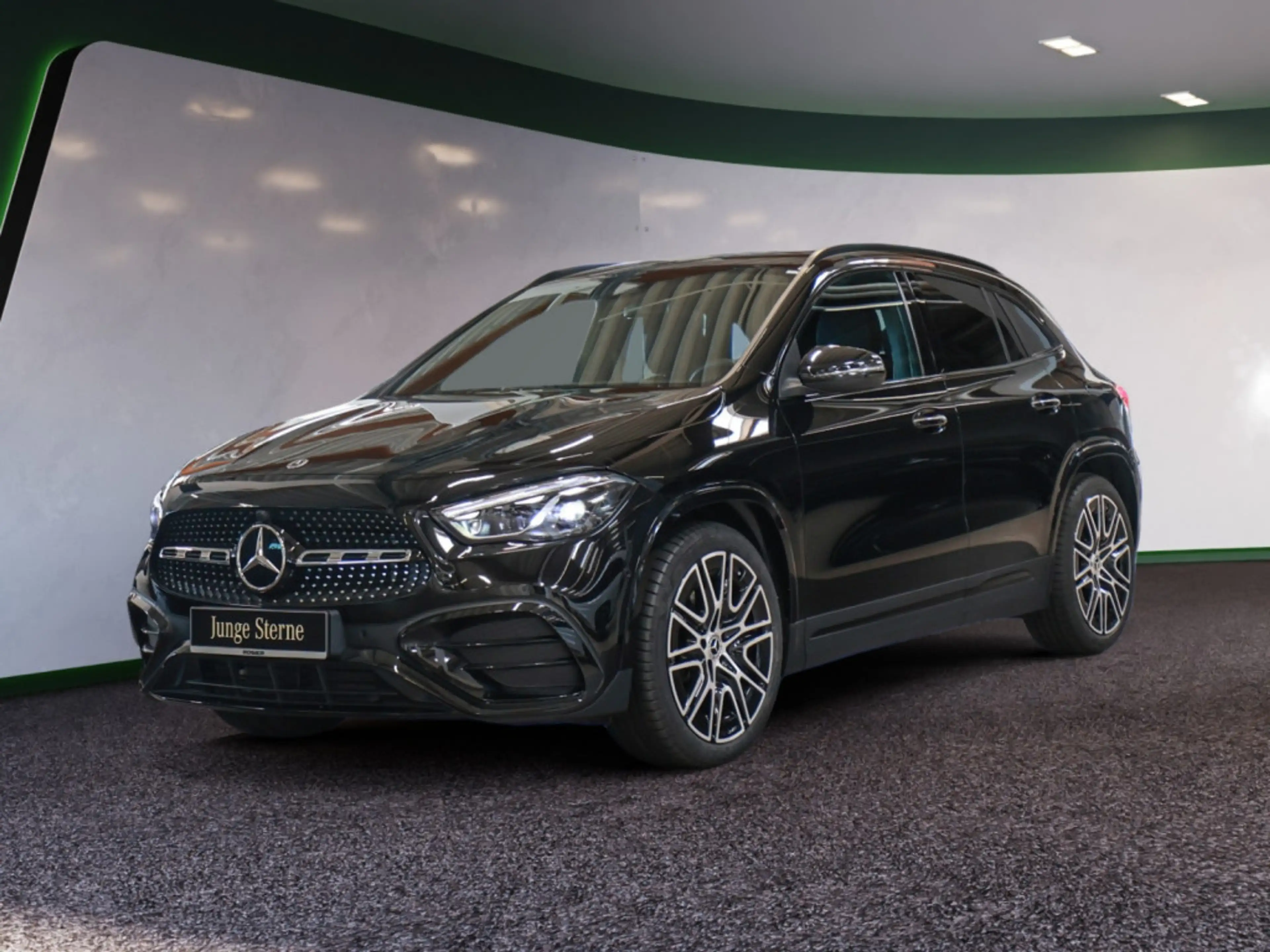 Mercedes-Benz GLA 220 4M AMG Sport Advanced+ NIGHT AHK LED — photo 2