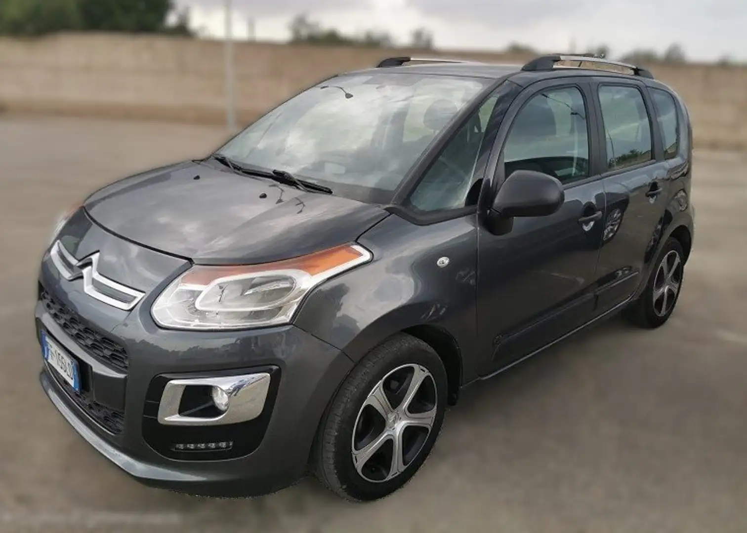 Citroen C3 Picasso 1.6 bluehdi 100cv Grigio - 1