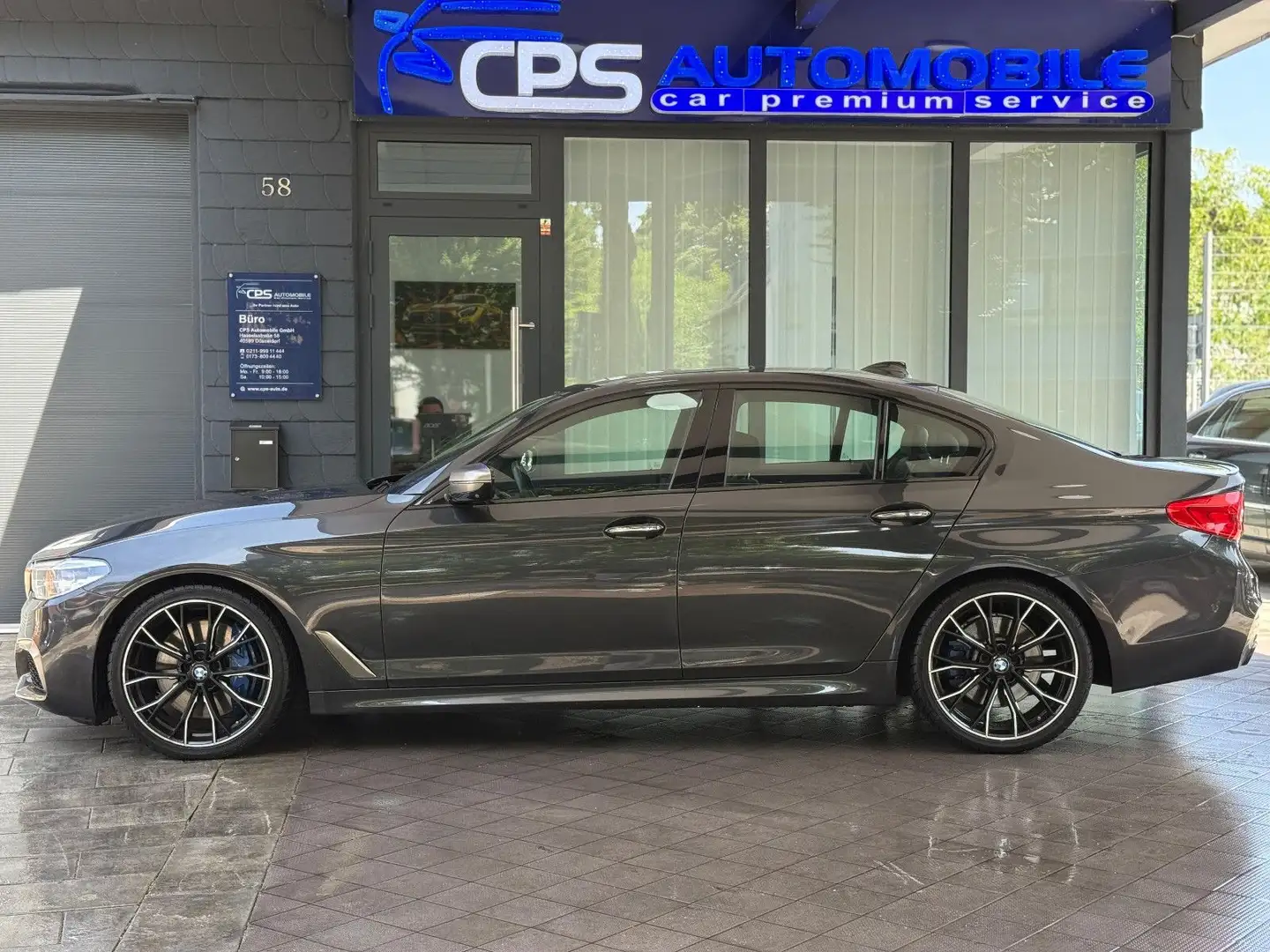 BMW 550 i xDrive | 360°-Kamera | Harman Kardon | USA Grau - 2
