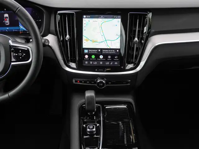Volvo V60 view 12