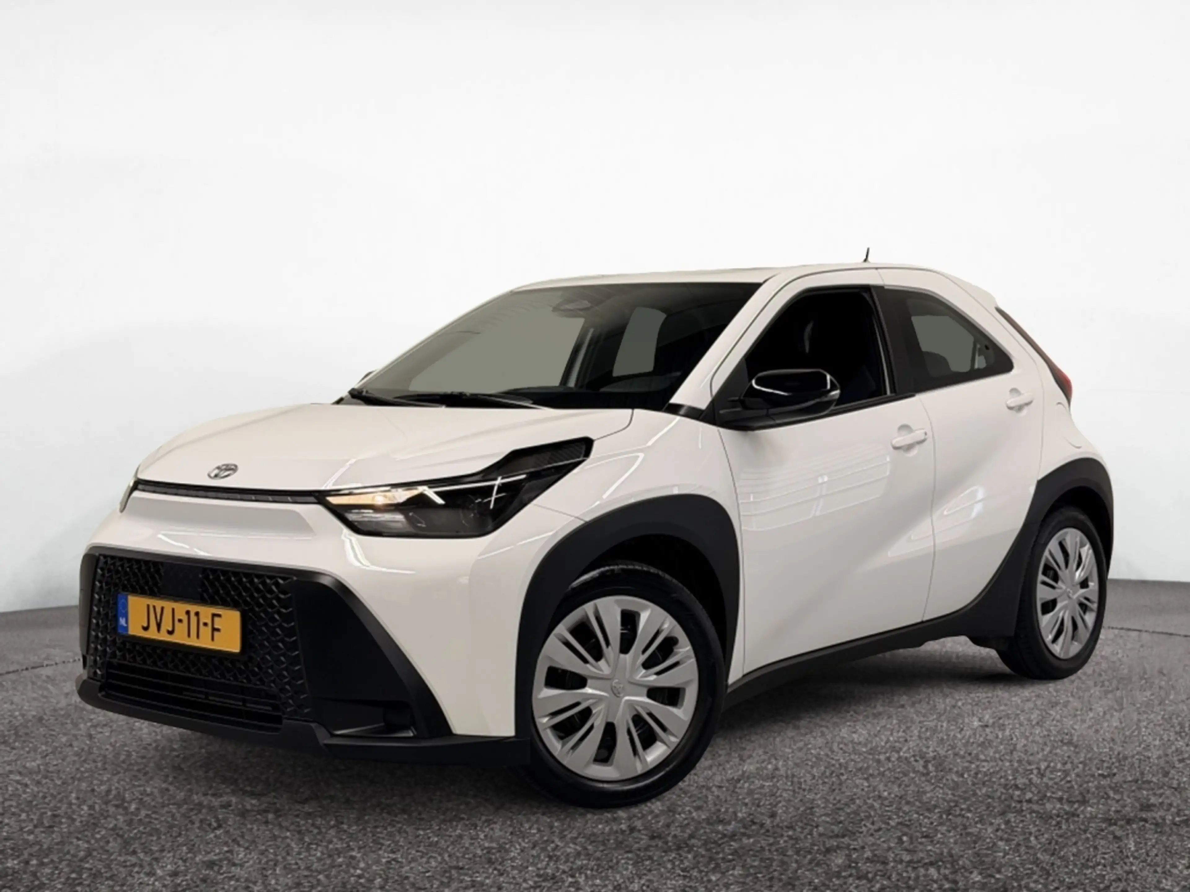 Toyota Aygo X Hybrid 115 play