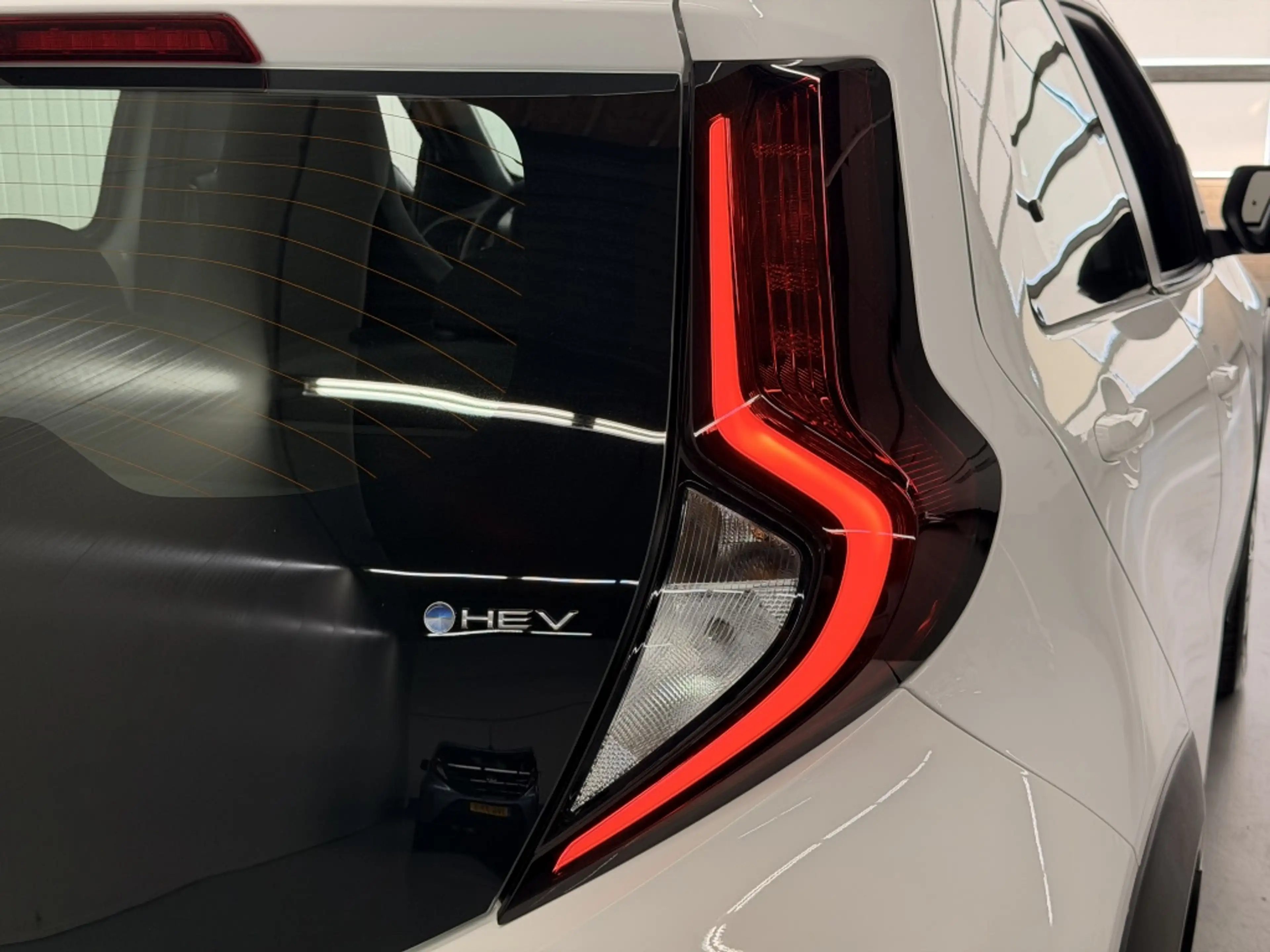 Toyota Aygo X Hybrid 115 play — photo 12